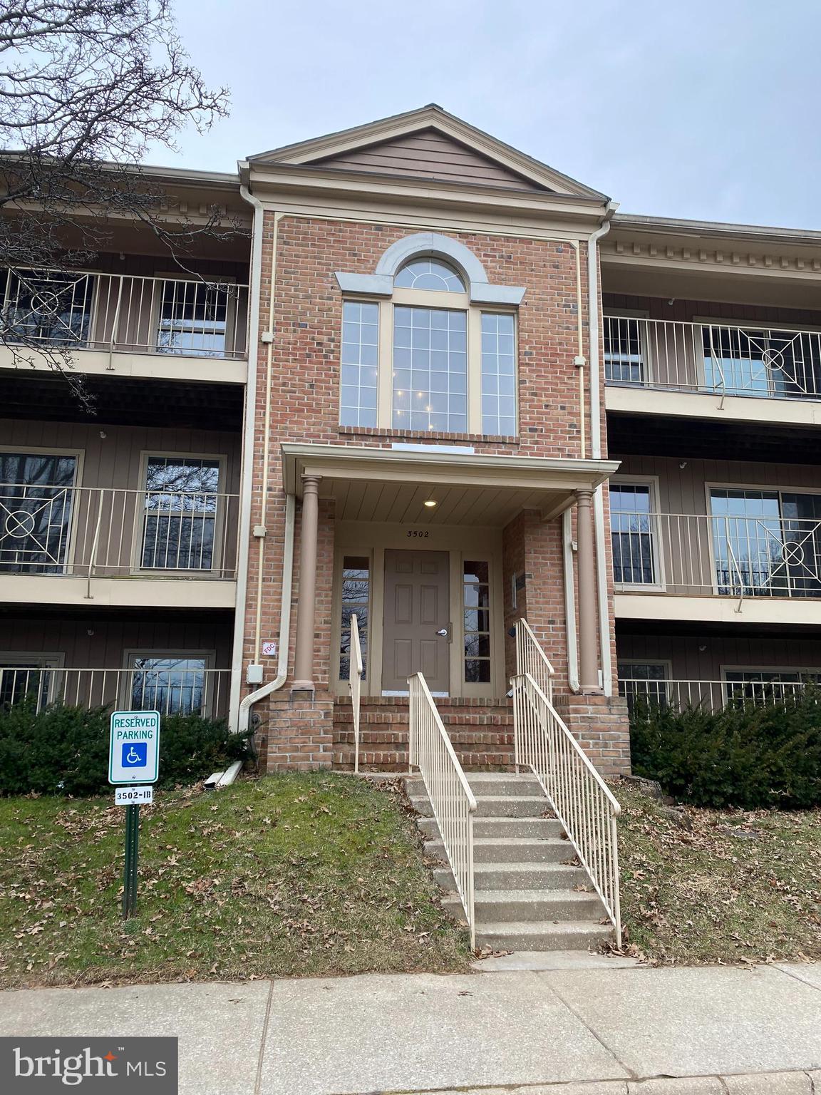 THE POINTE - Residential