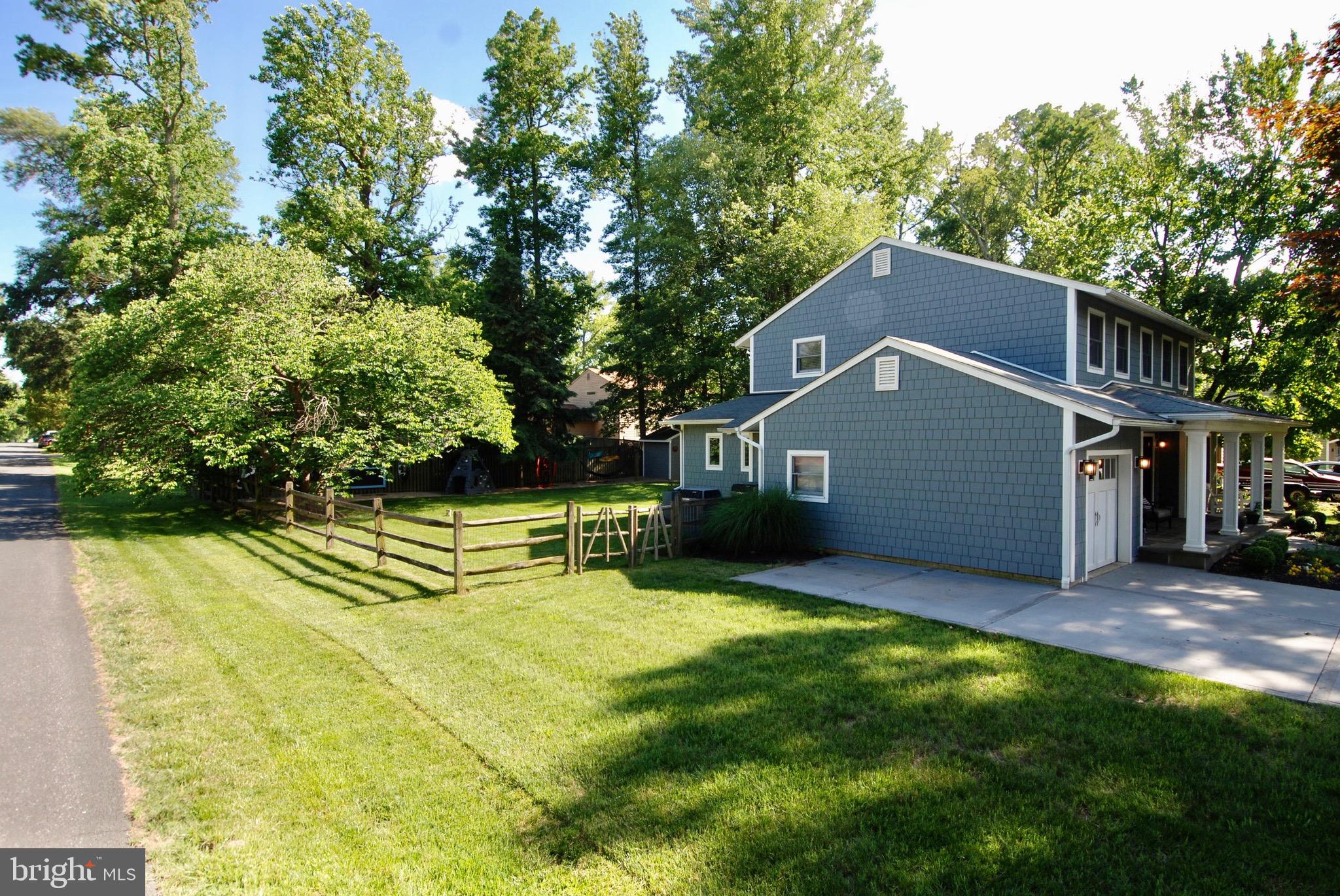 ARUNDEL ON THE BAY - Residential
