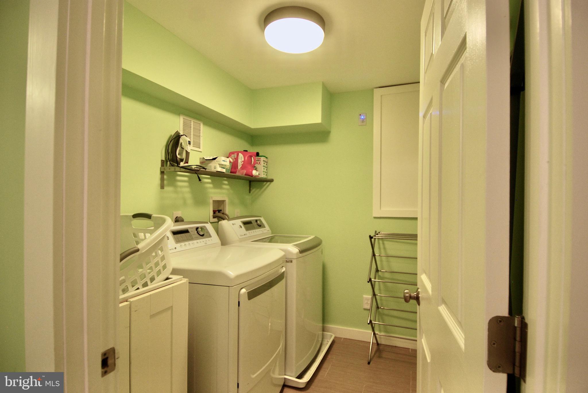 ARUNDEL ON THE BAY - Residential