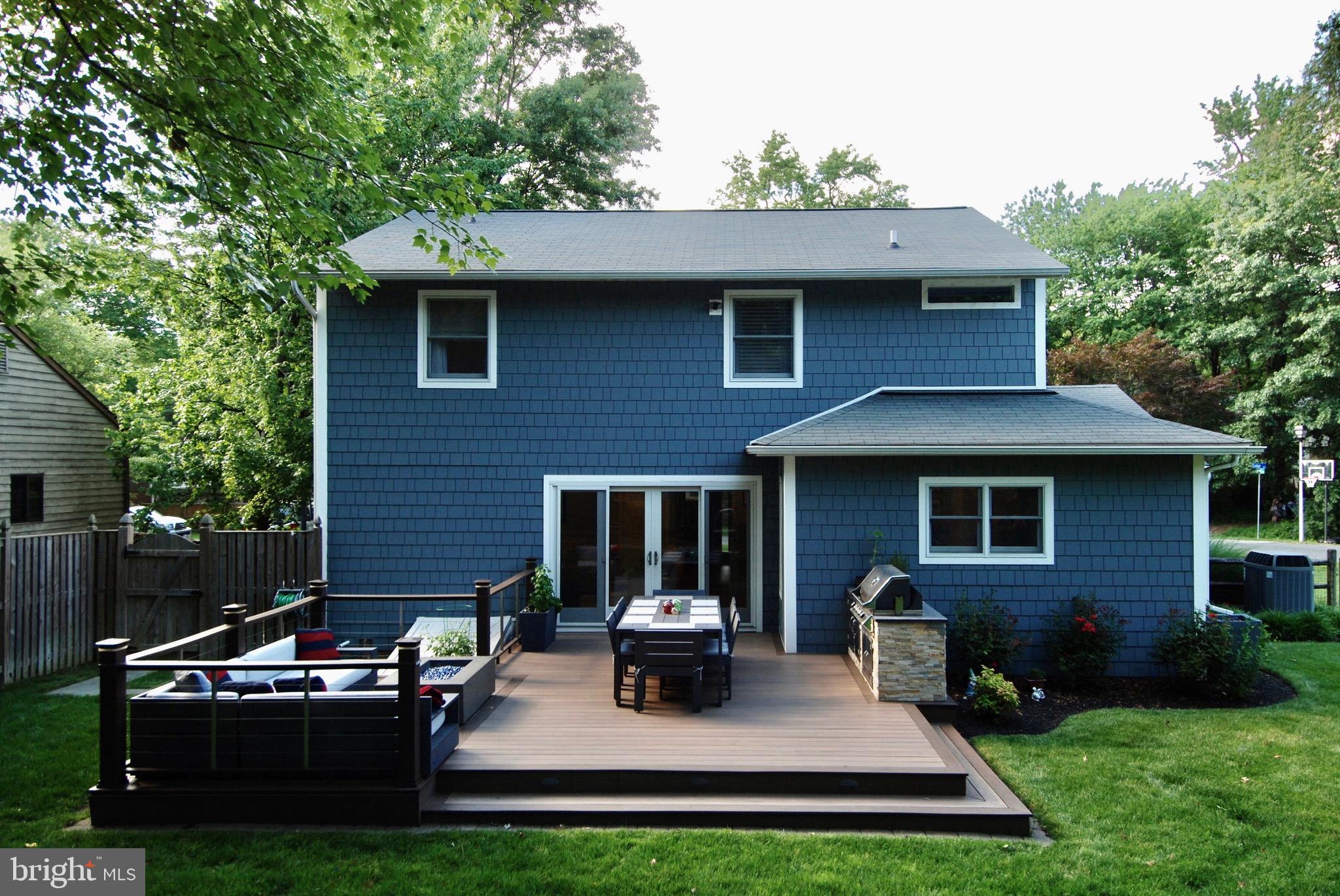 ARUNDEL ON THE BAY - Residential