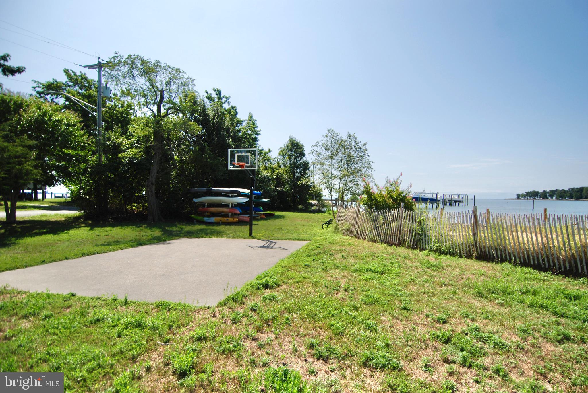 ARUNDEL ON THE BAY - Residential