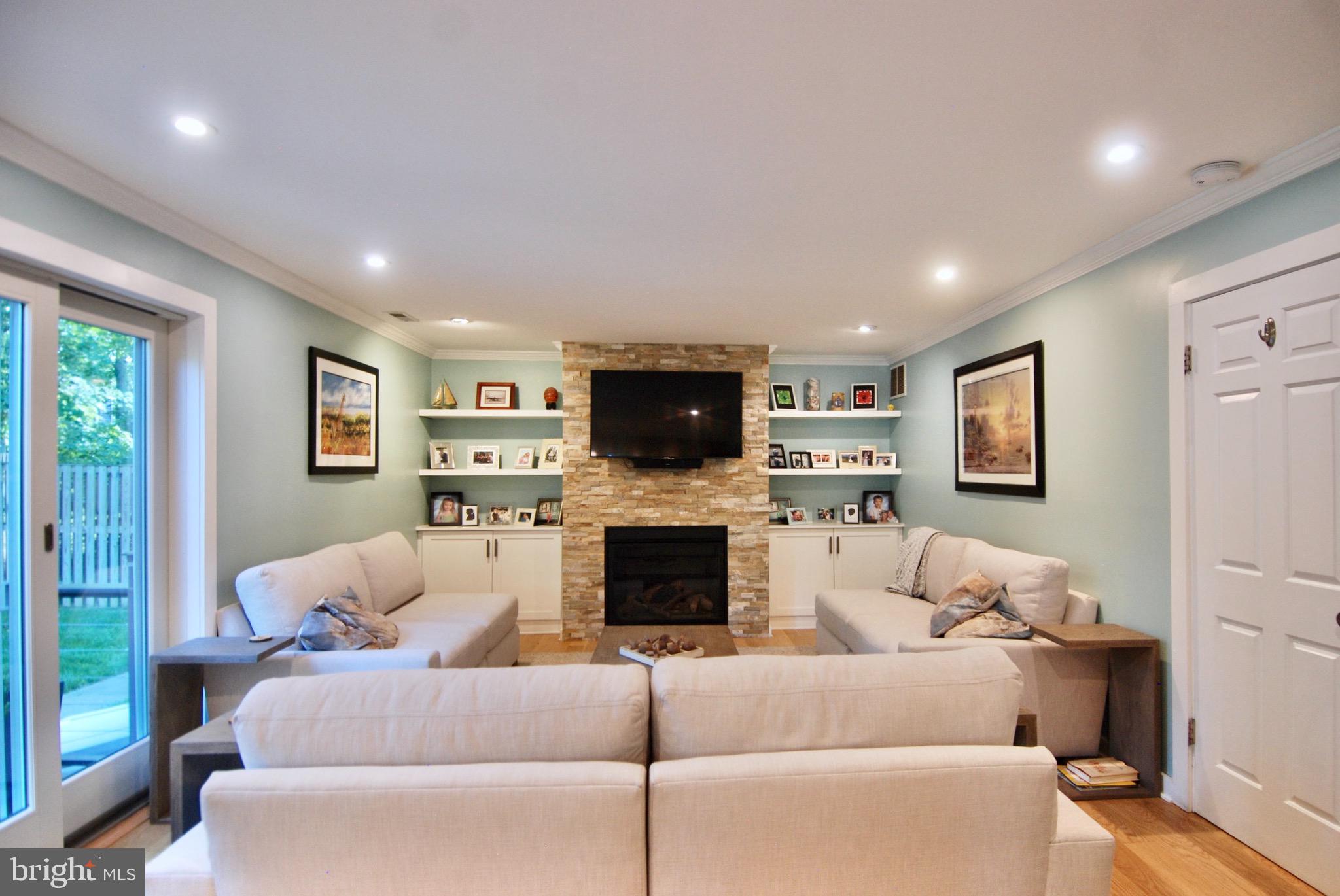 ARUNDEL ON THE BAY - Residential