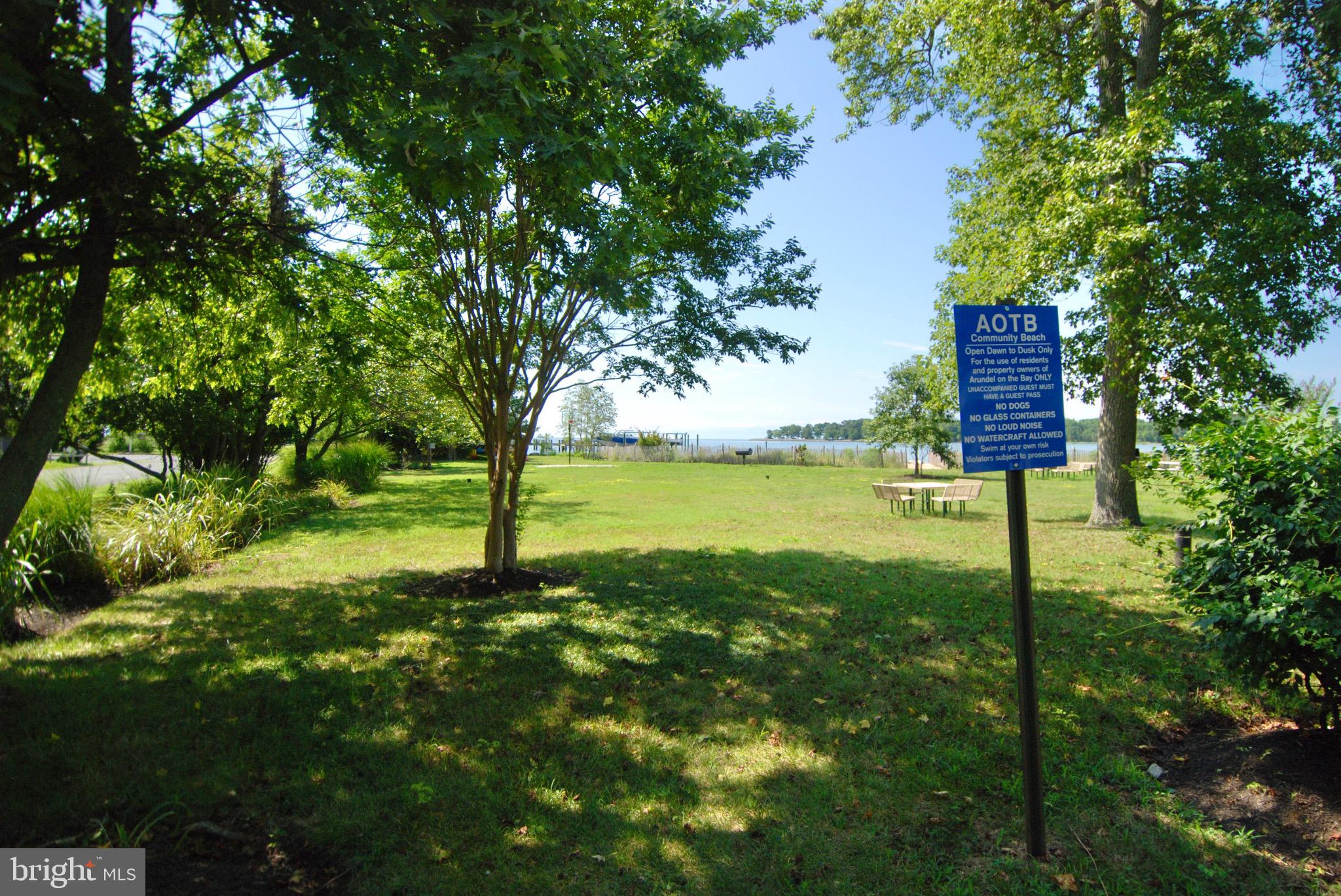 ARUNDEL ON THE BAY - Residential