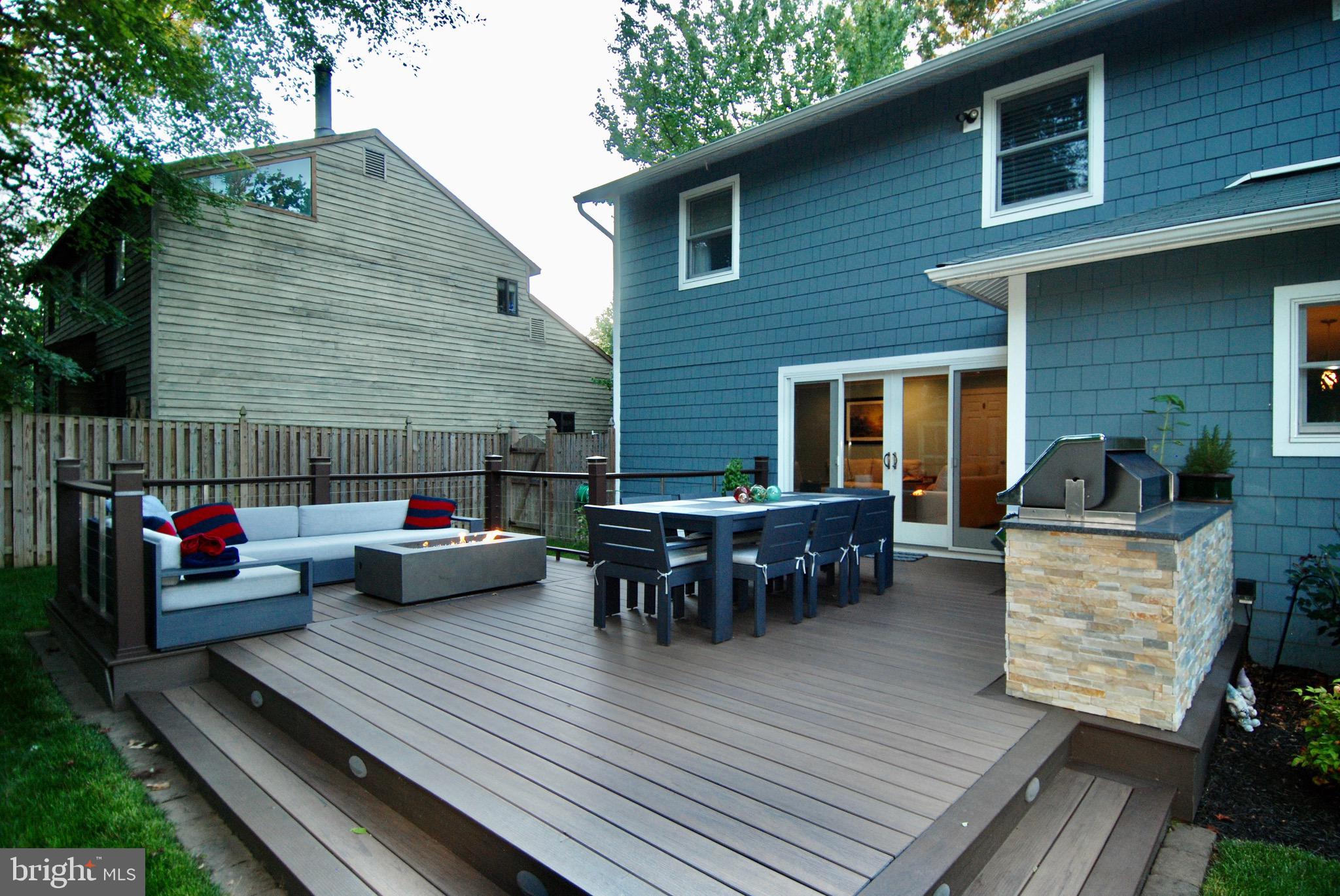 ARUNDEL ON THE BAY - Residential