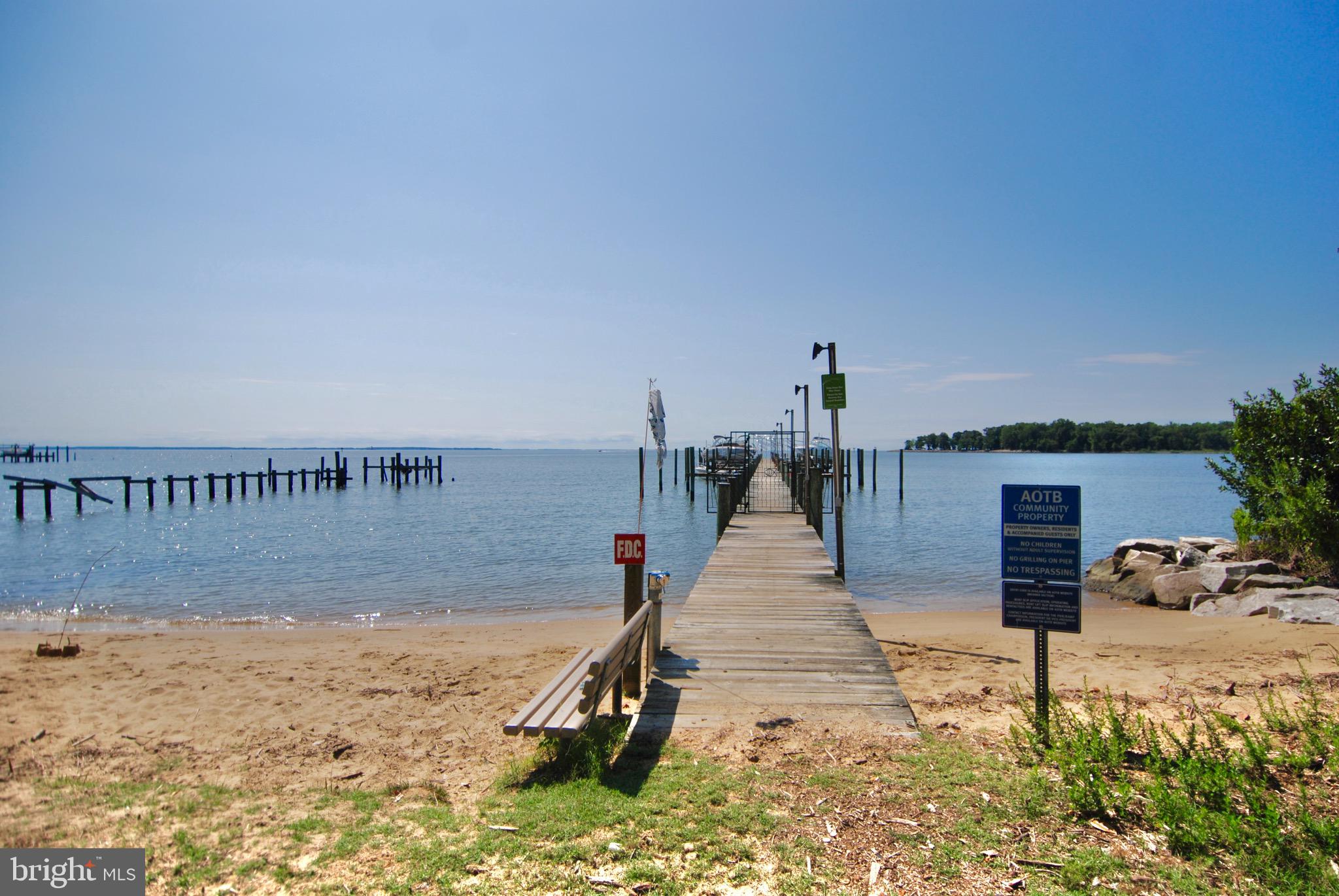 ARUNDEL ON THE BAY - Residential