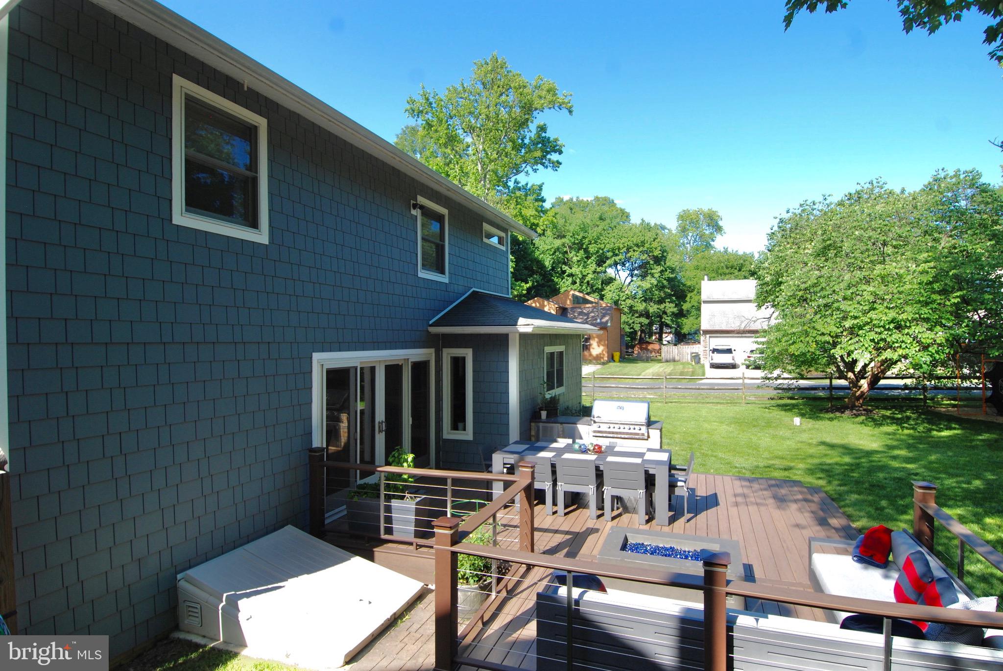 ARUNDEL ON THE BAY - Residential