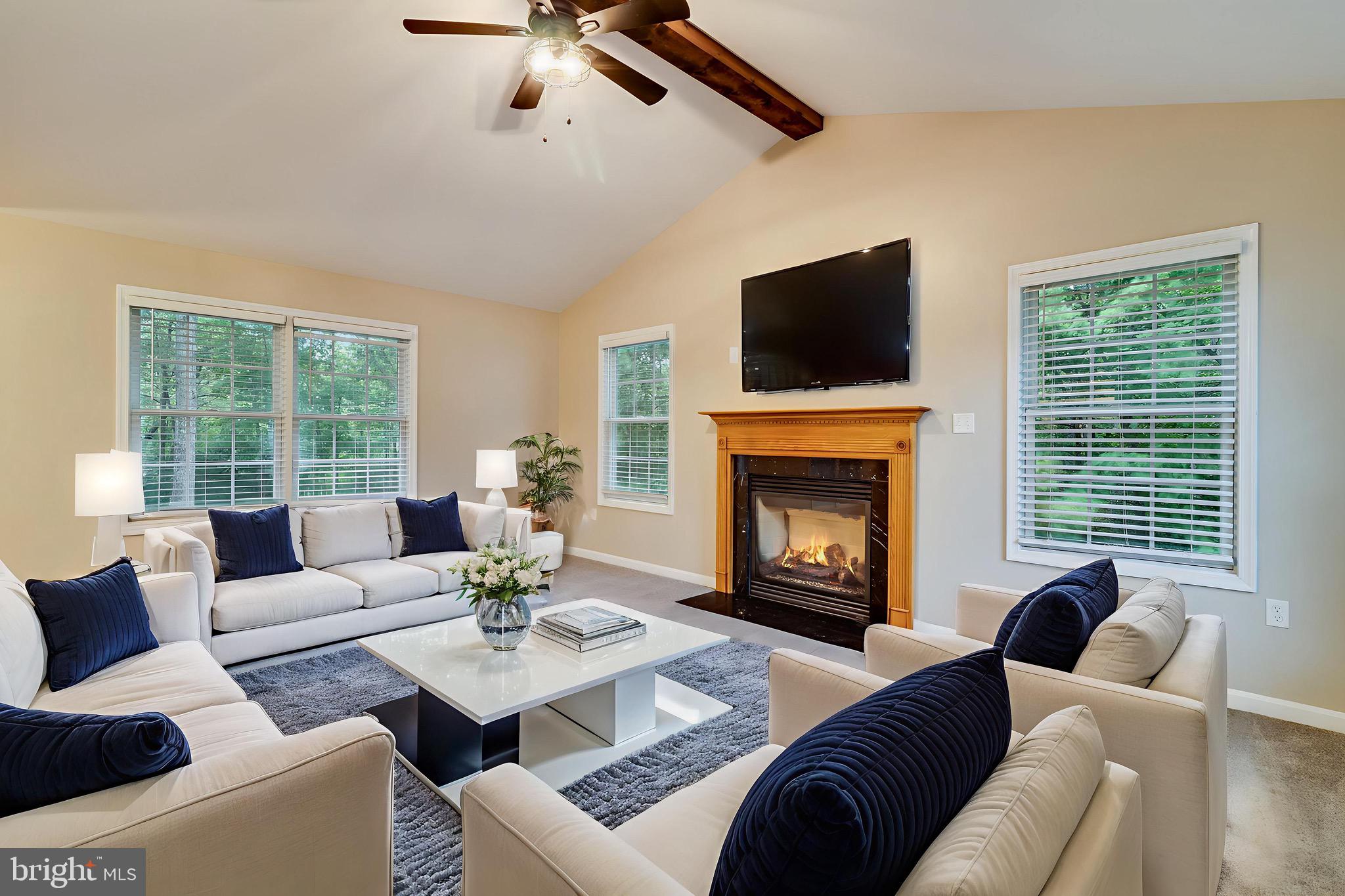 AUGUST RUN - Residential