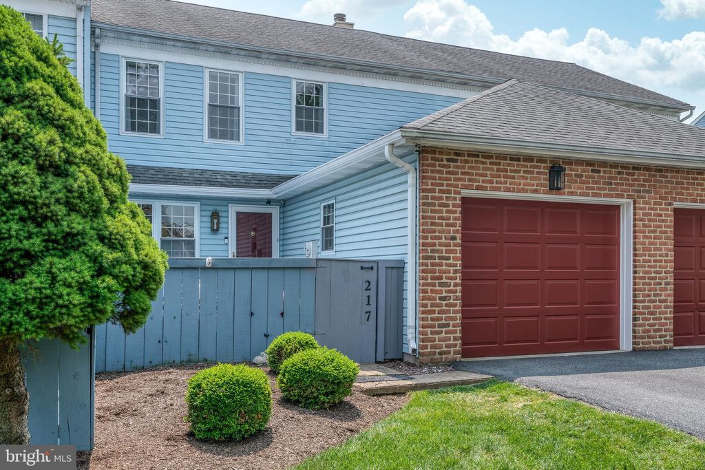 Photo of 217 WINDING HILL DR, LANCASTER, PA 17601 (MLS # PALA2024286)