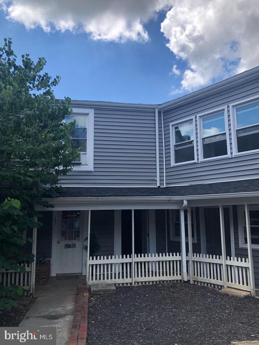 Very nice efficiency apartment in downtown Charles Town. This unit is freshly cleaned and painted, perfect for one or two people. This unit is only one room with a small kitchen area and fridge, it does not have a stove. Tenants must pass criminal, credit, and eviction check. All utilities are included. Applicants must make around 3x the amount of rent to apply. Please use Rentspree link provided by us to apply. One pet considered on a case by case basis.