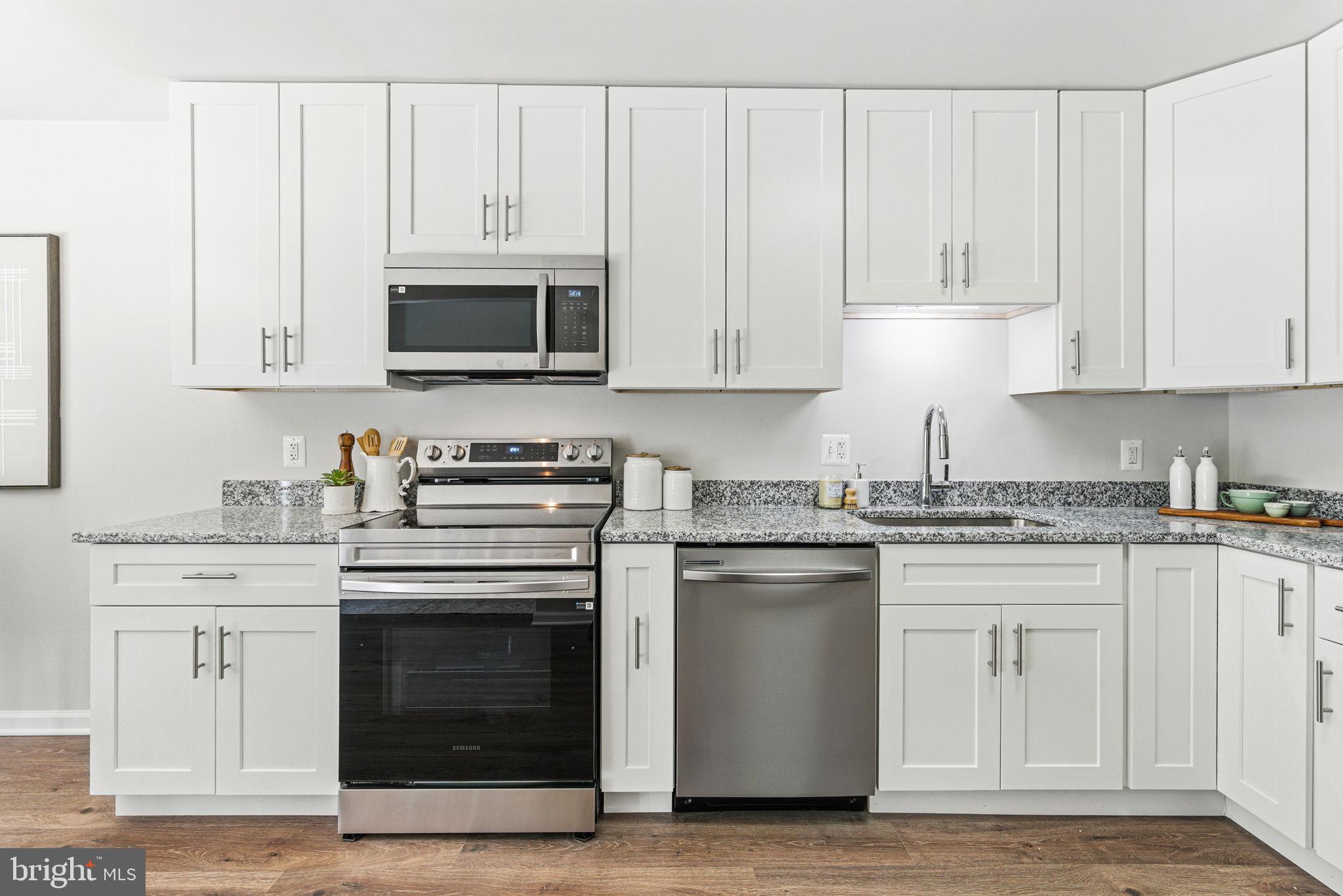 CHARLENE - Residential