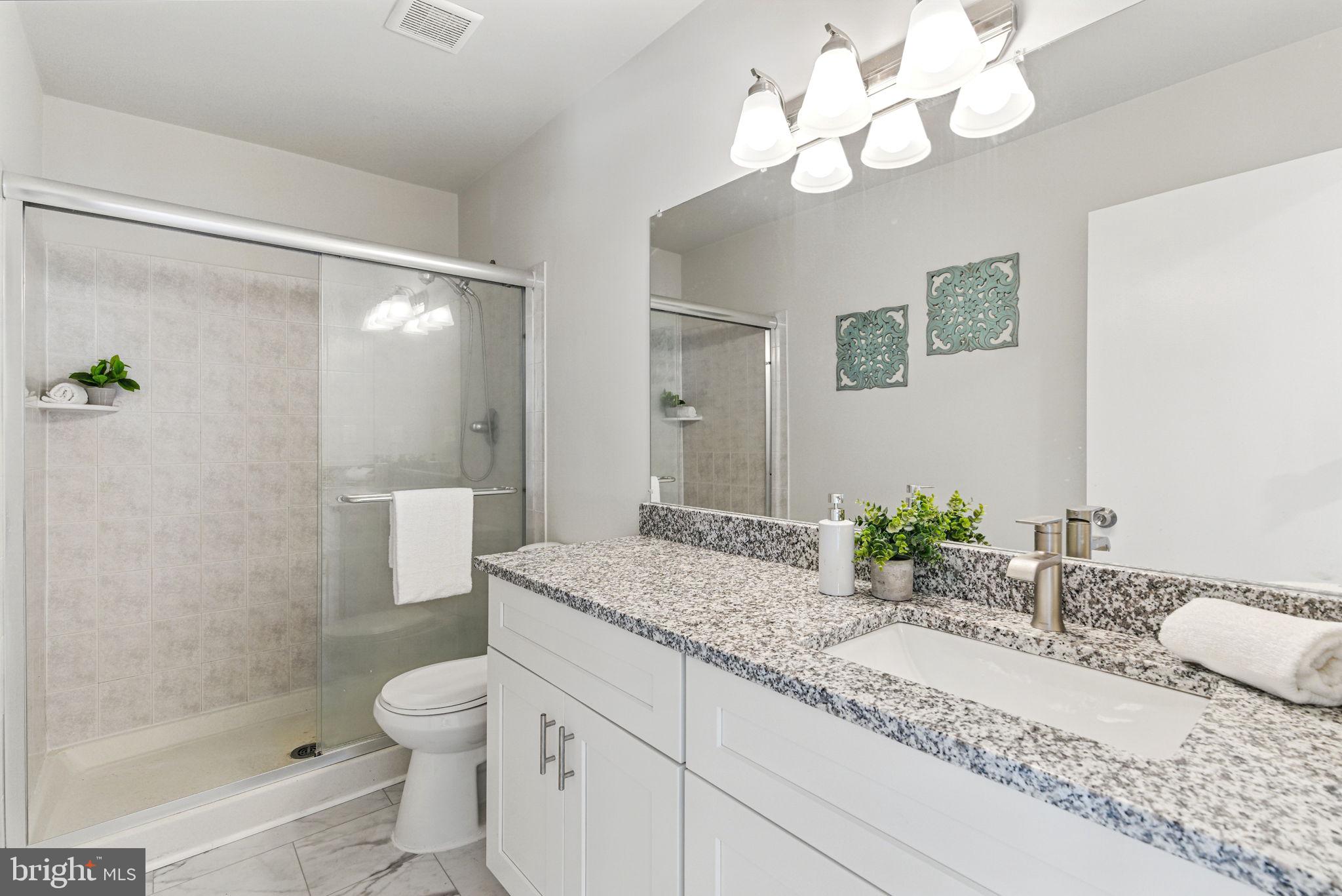 CHARLENE - Residential