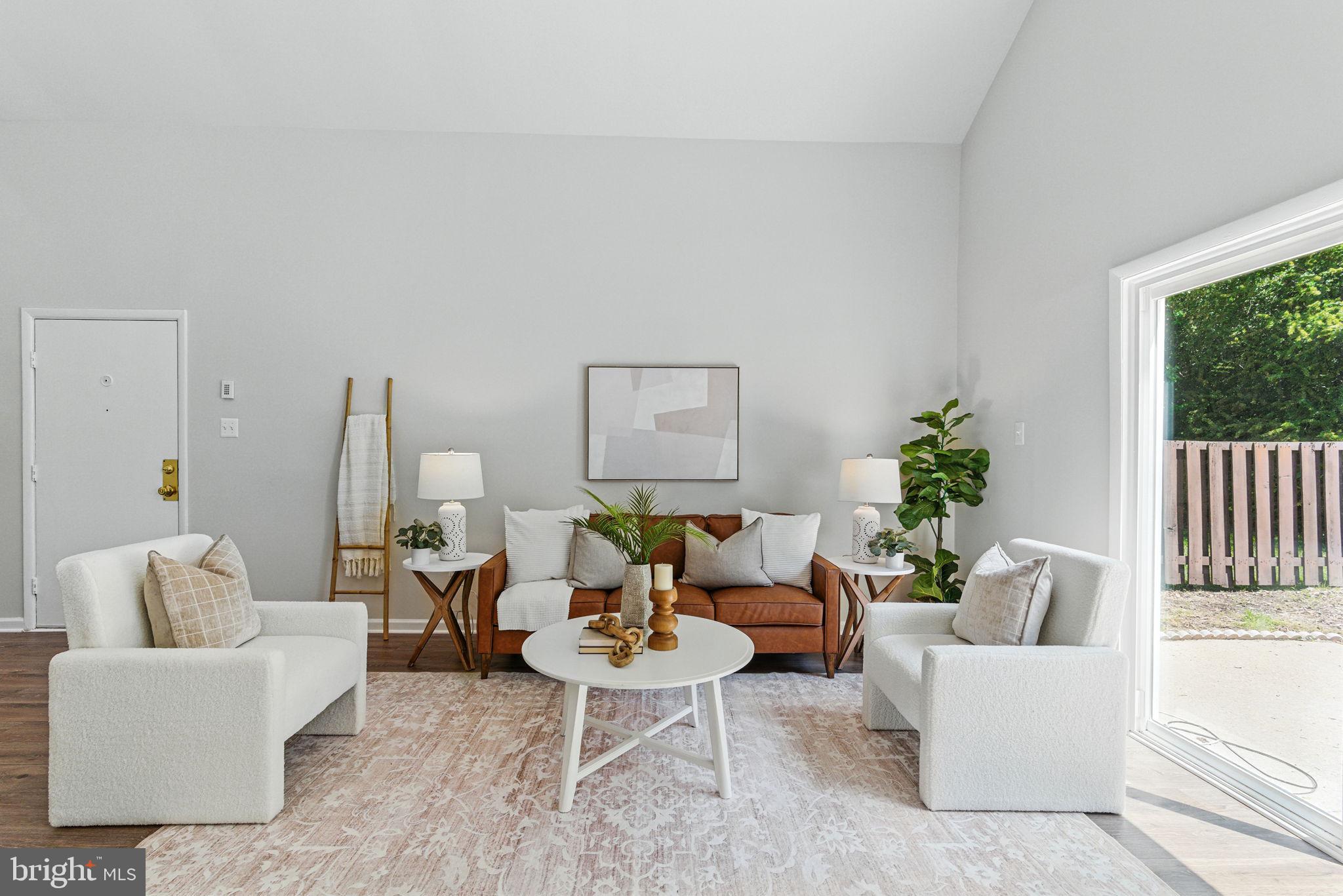 CHARLENE - Residential