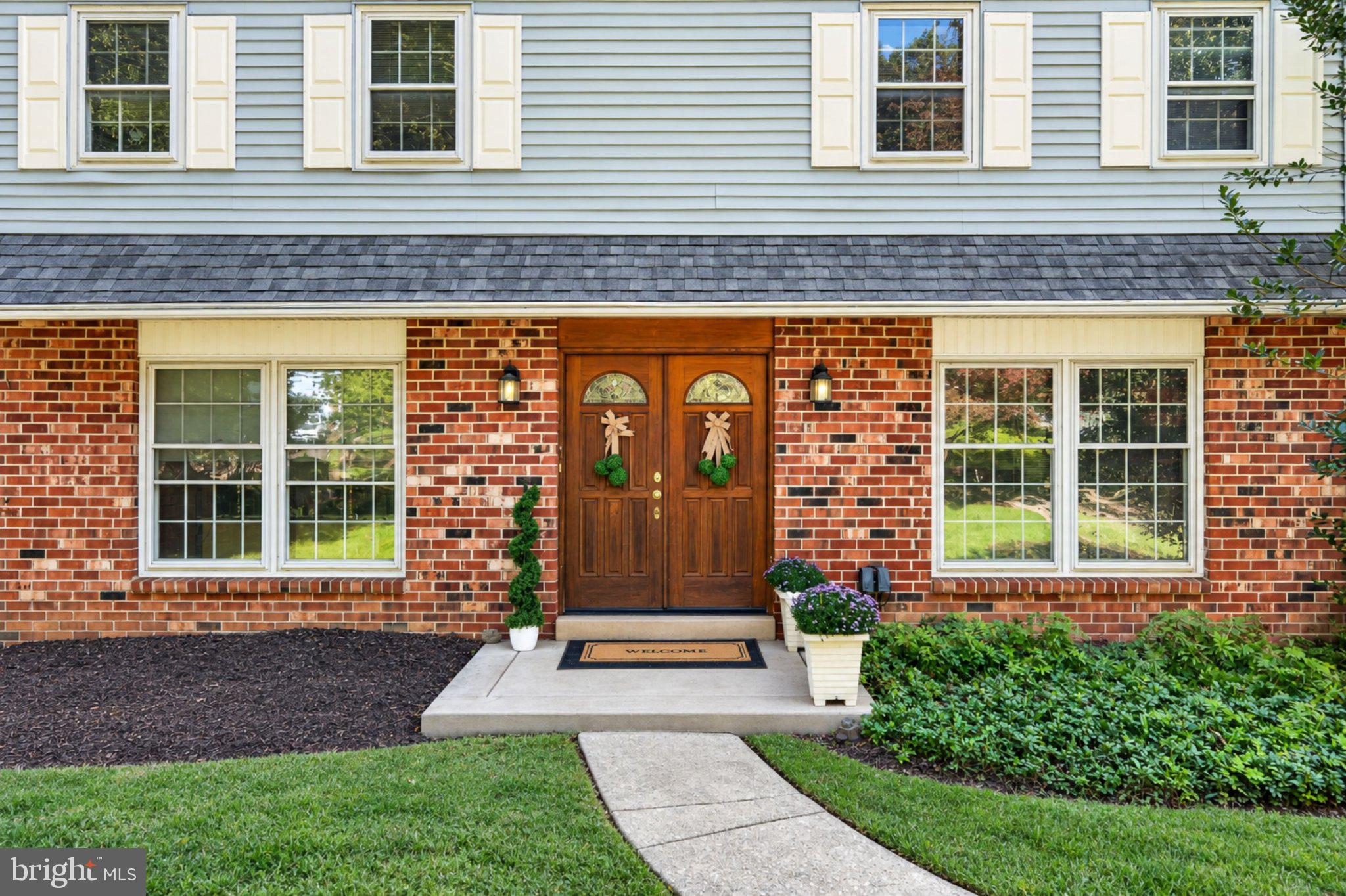 7 ELLIOTT ROAD