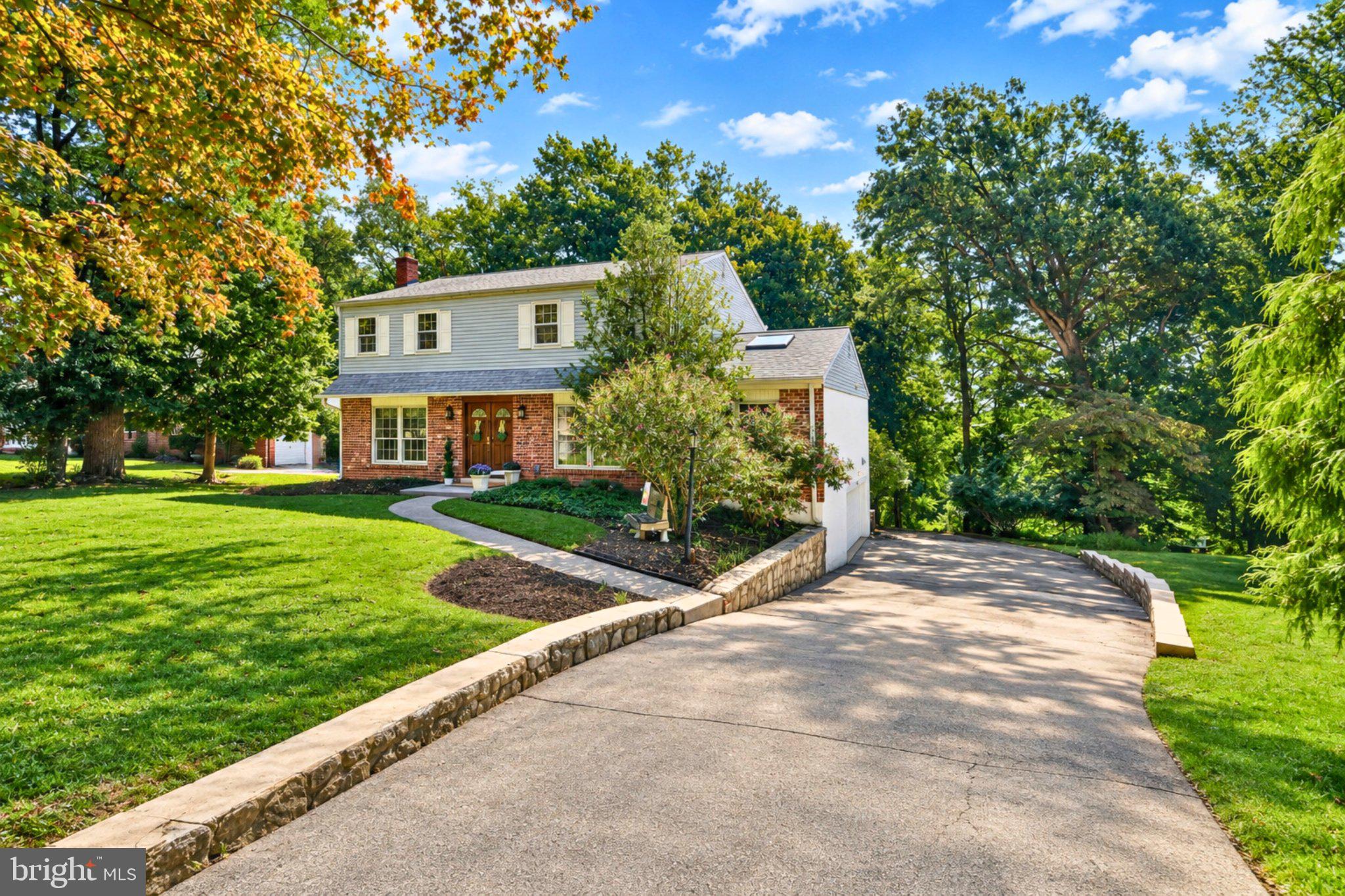 7 ELLIOTT ROAD
