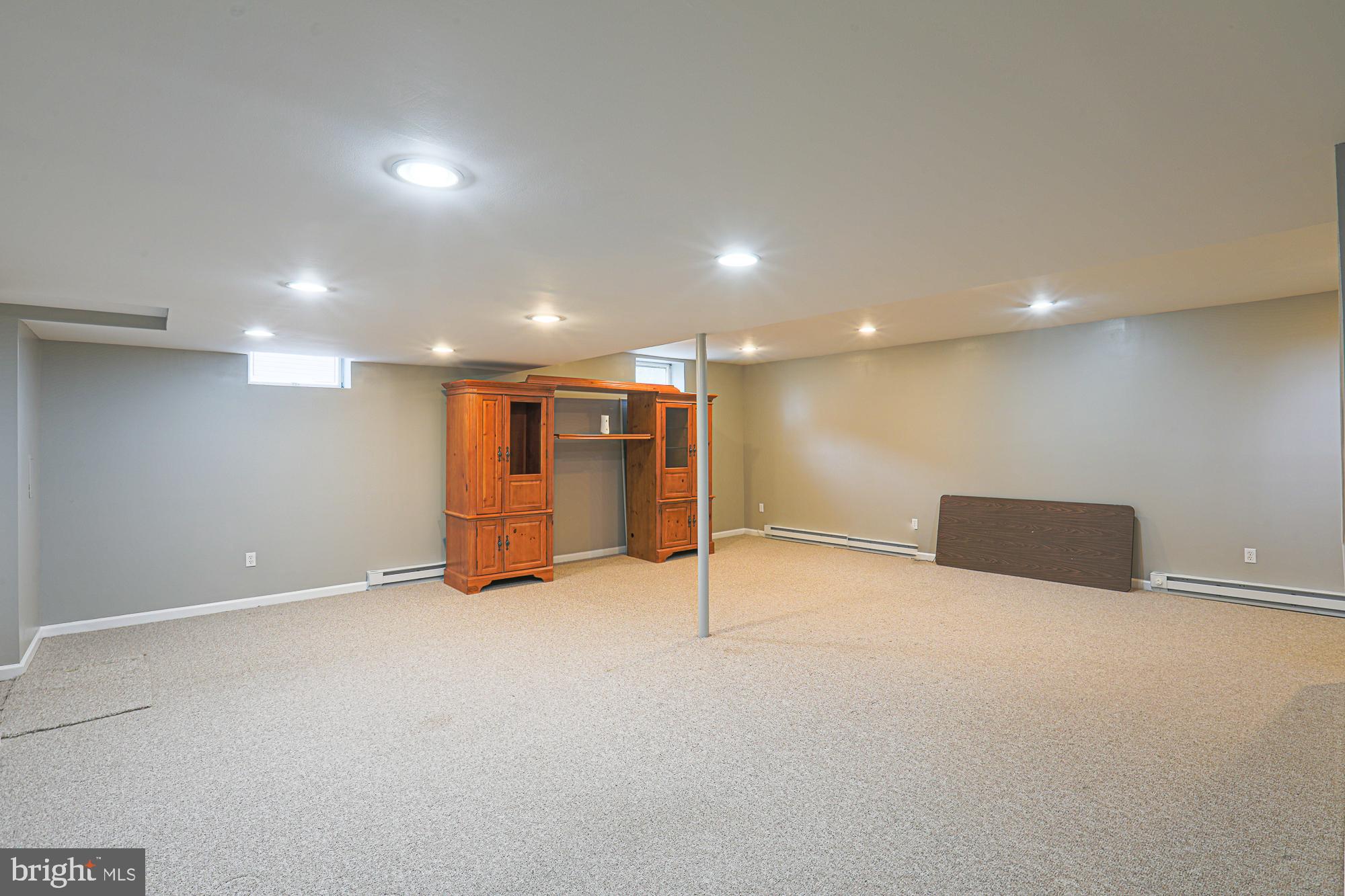 VELVET HILLS - Residential