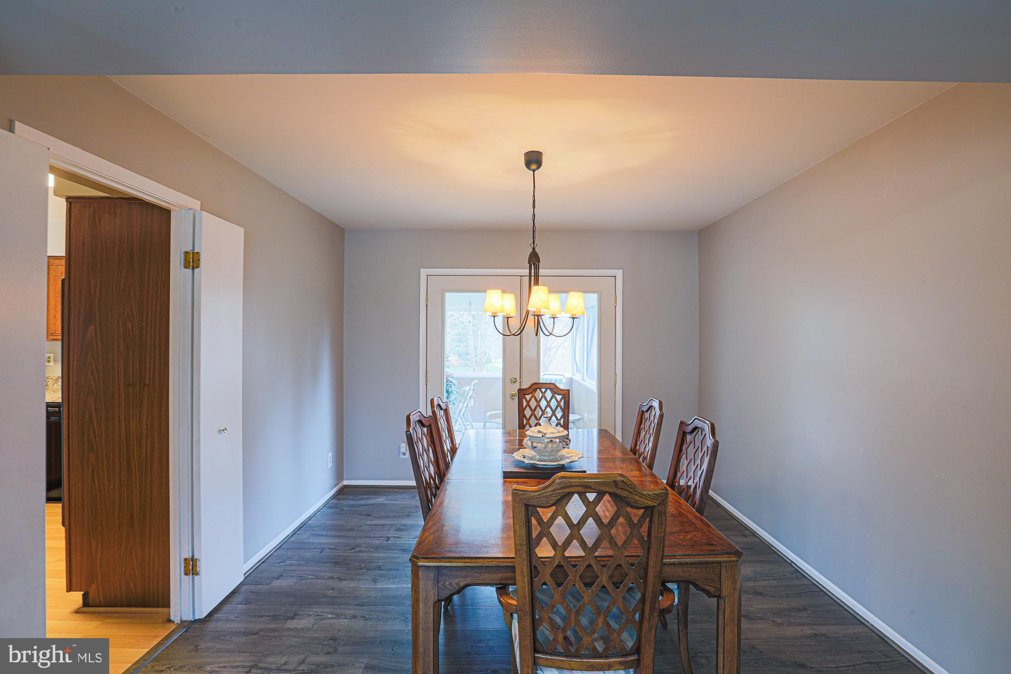 VELVET HILLS - Residential