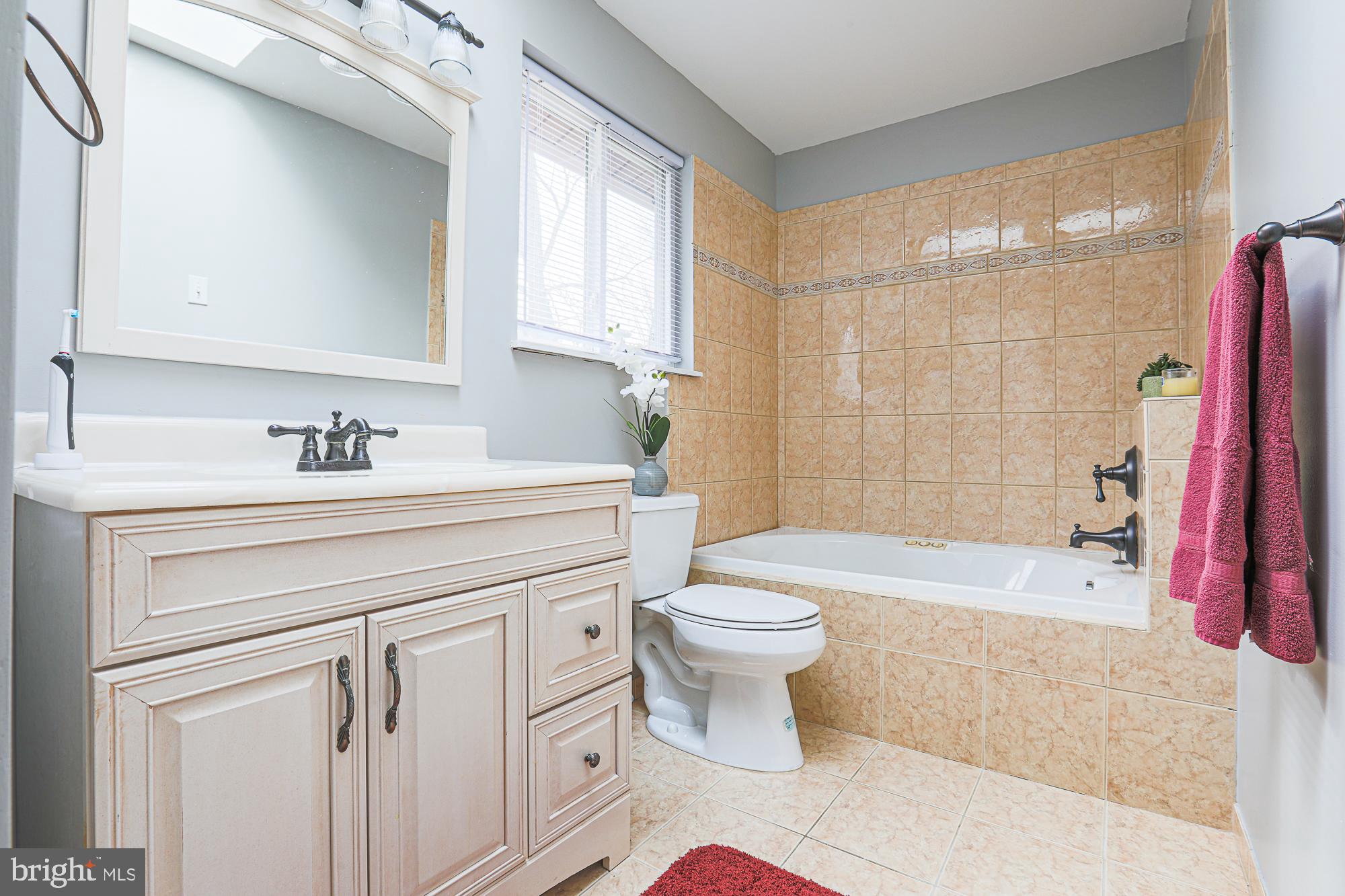 VELVET HILLS - Residential