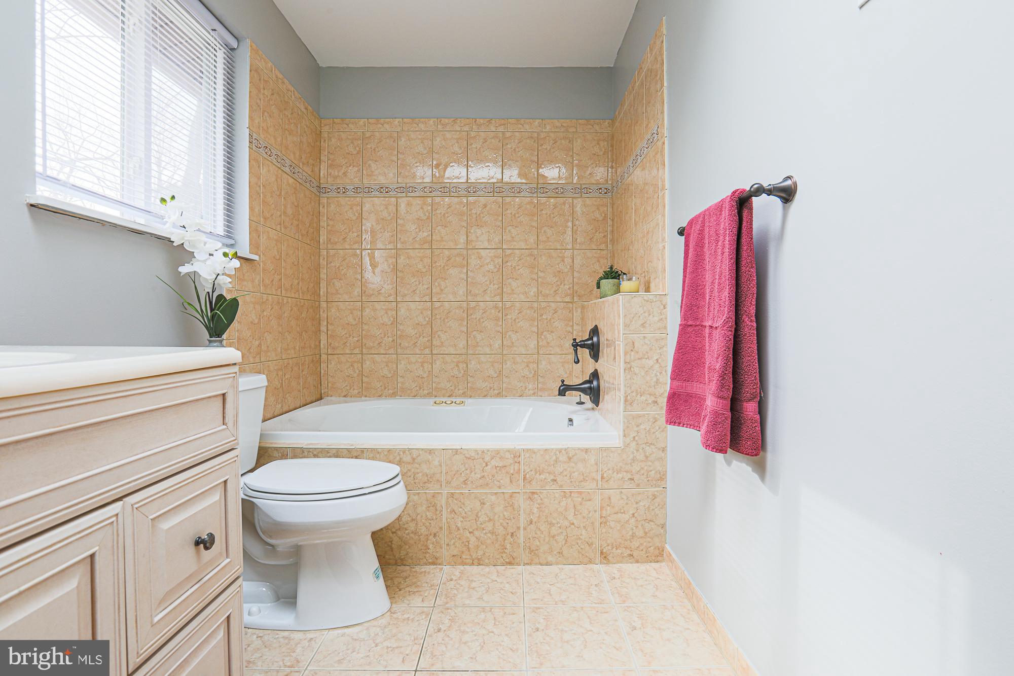 VELVET HILLS - Residential