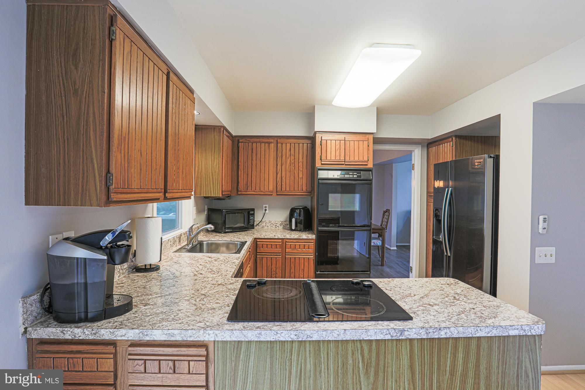 VELVET HILLS - Residential