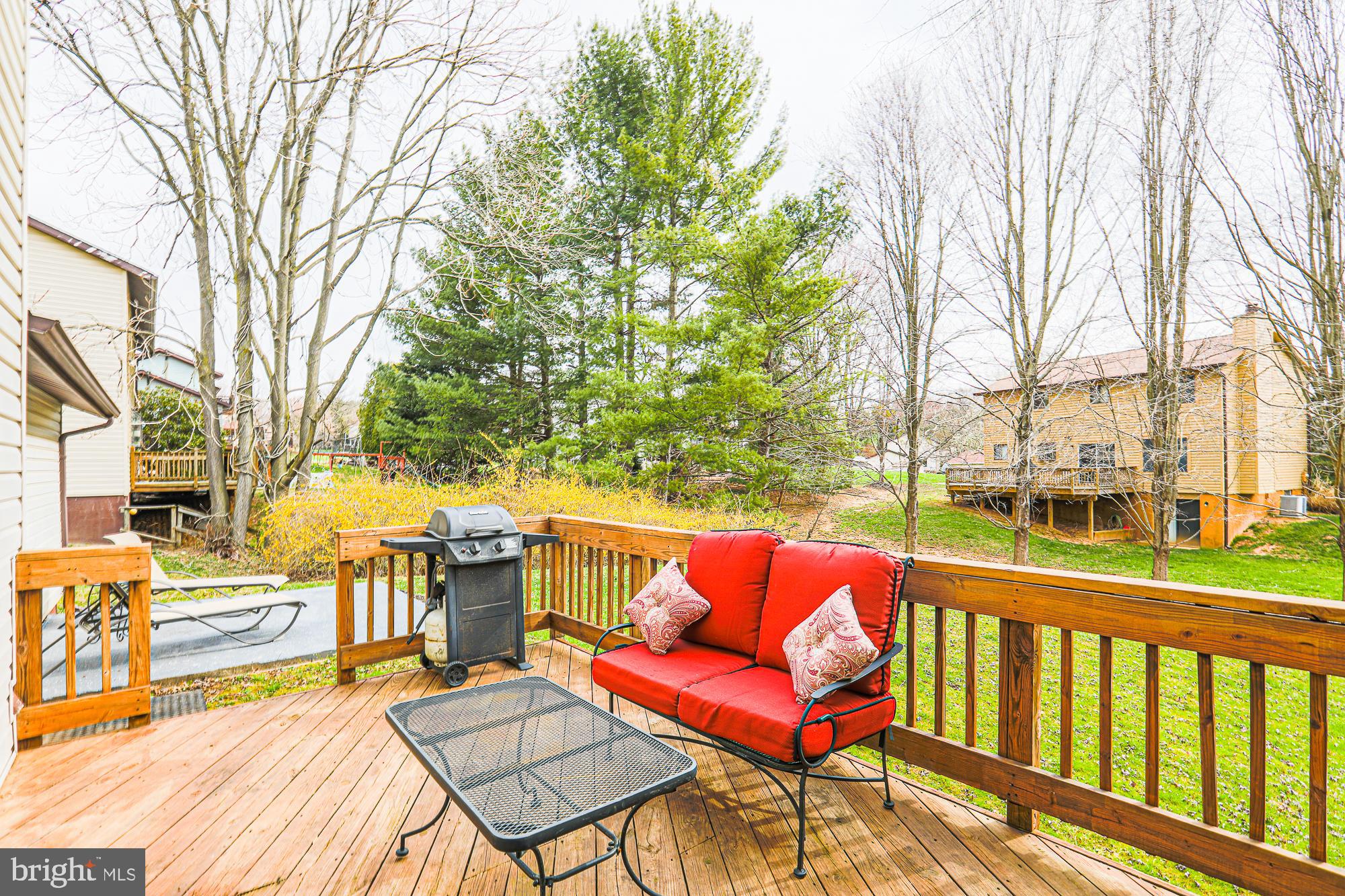 VELVET HILLS - Residential