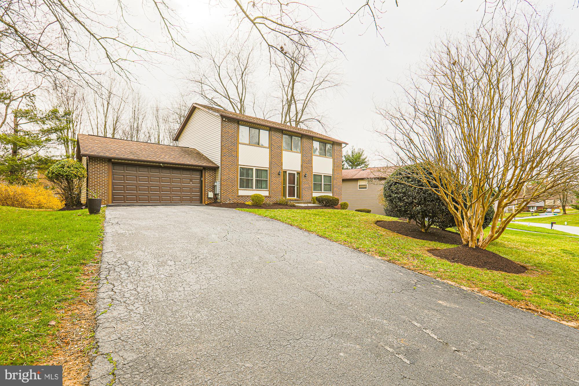 VELVET HILLS - Residential