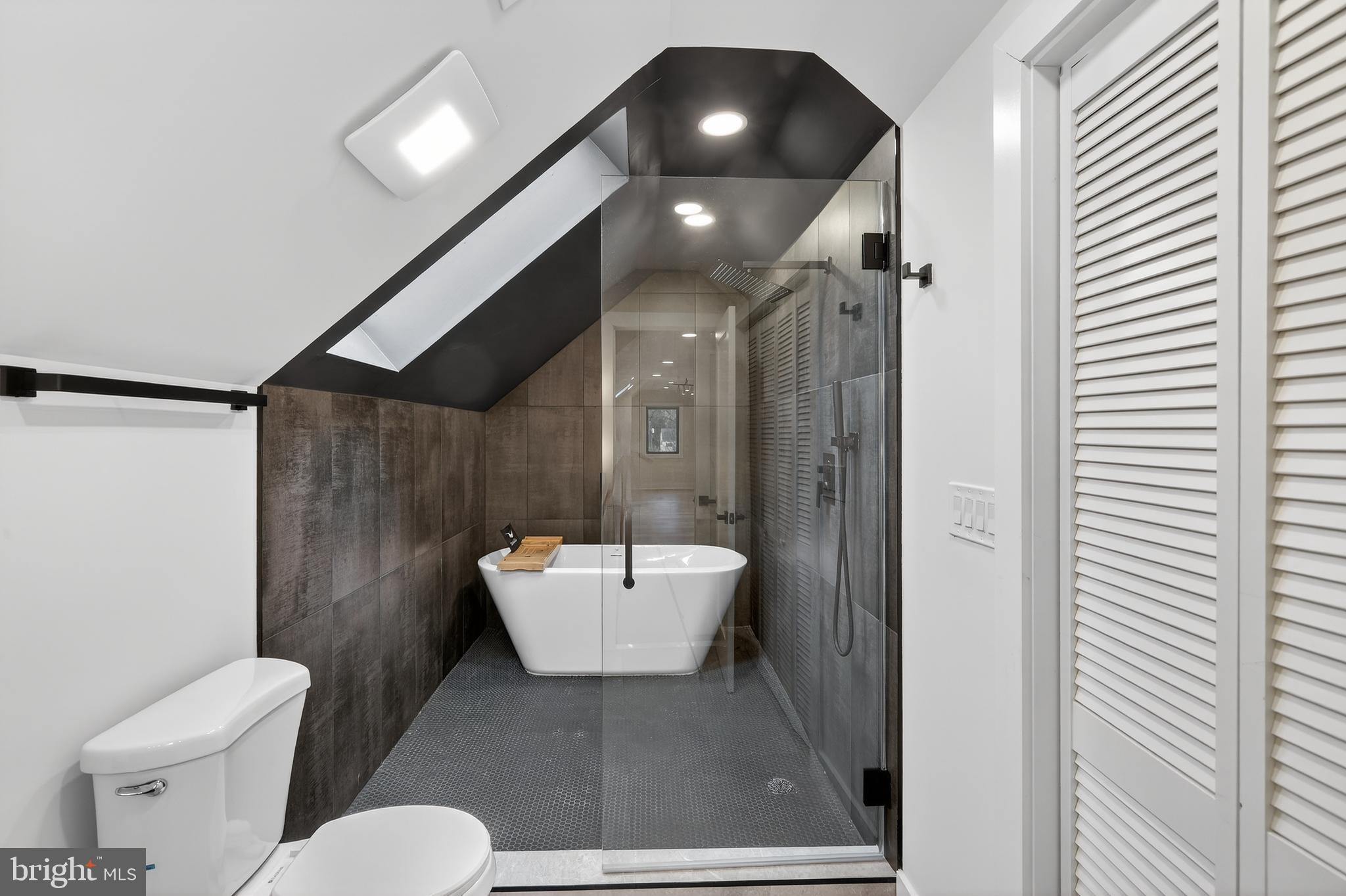 WILLET HEIGHTS - Residential