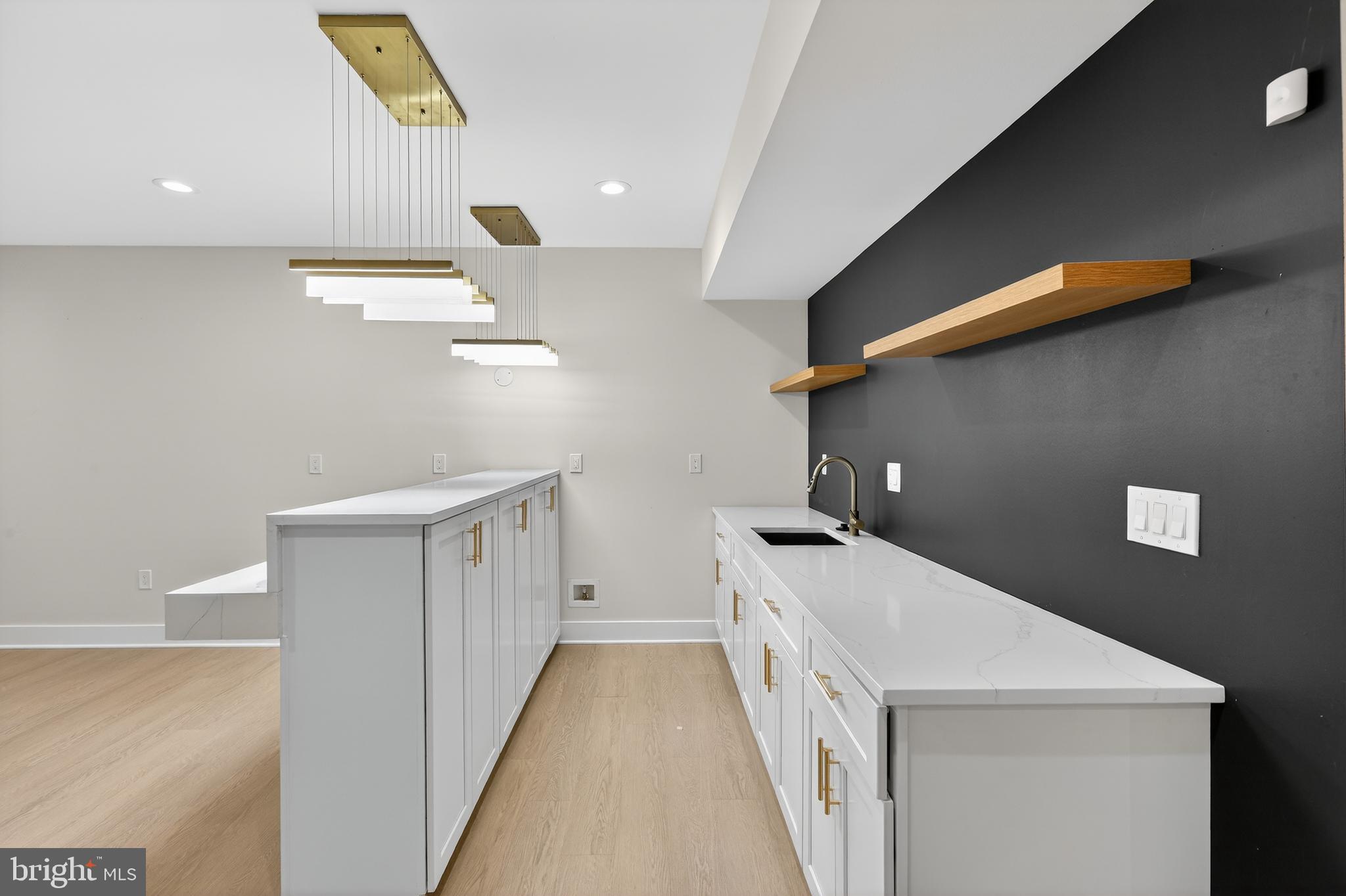 WILLET HEIGHTS - Residential