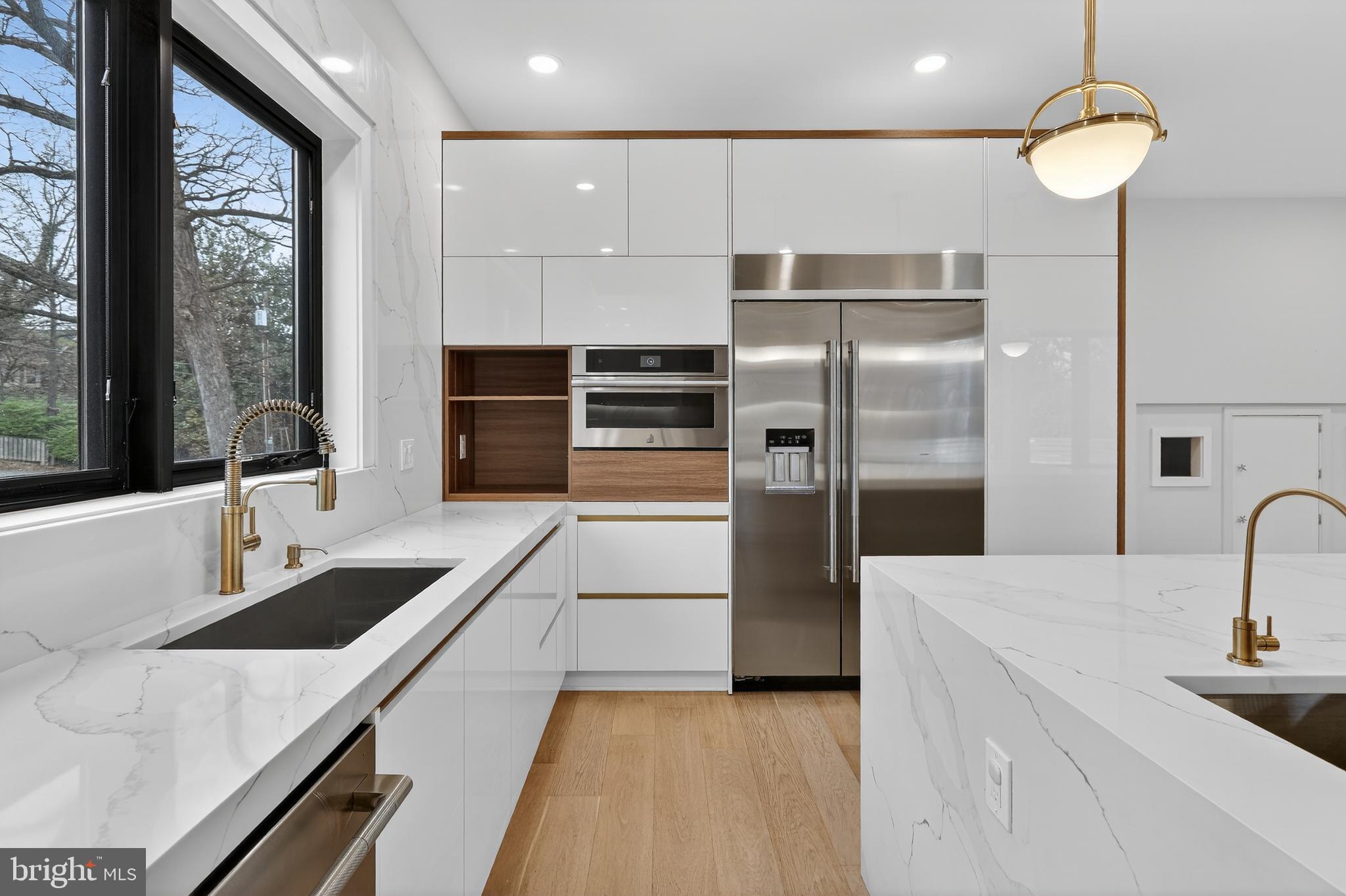 WILLET HEIGHTS - Residential