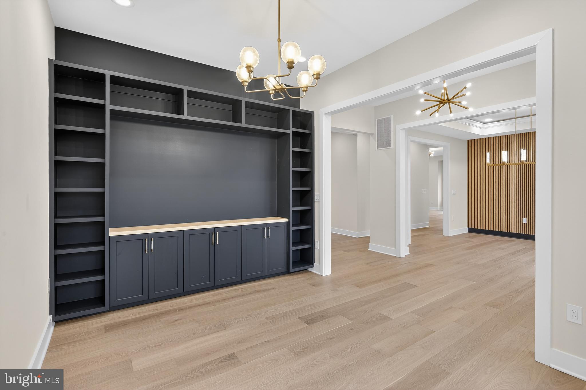 WILLET HEIGHTS - Residential