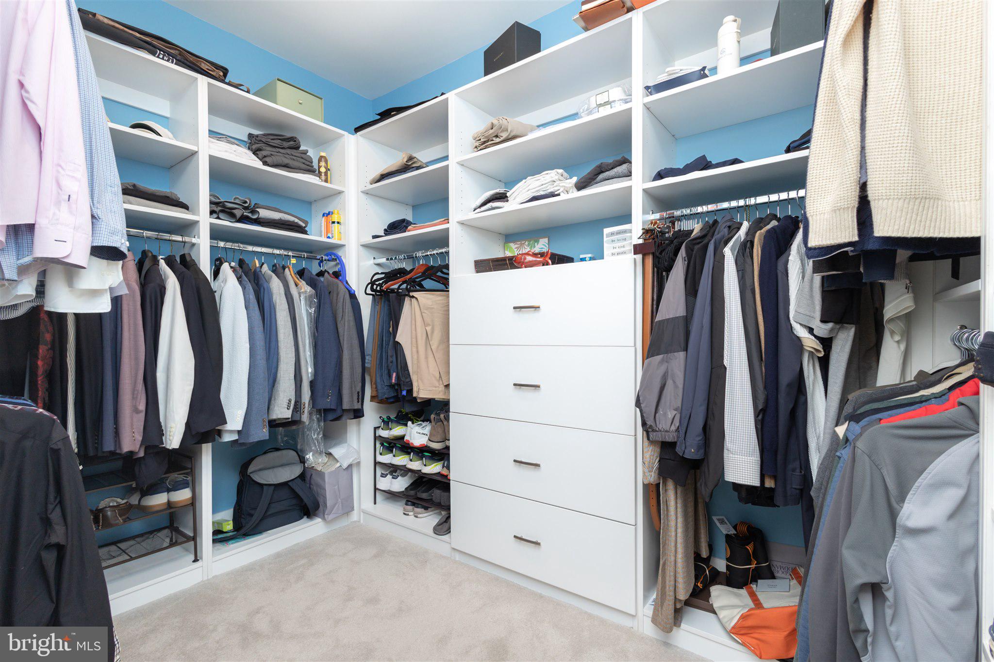 KENWOOD PARK - Residential