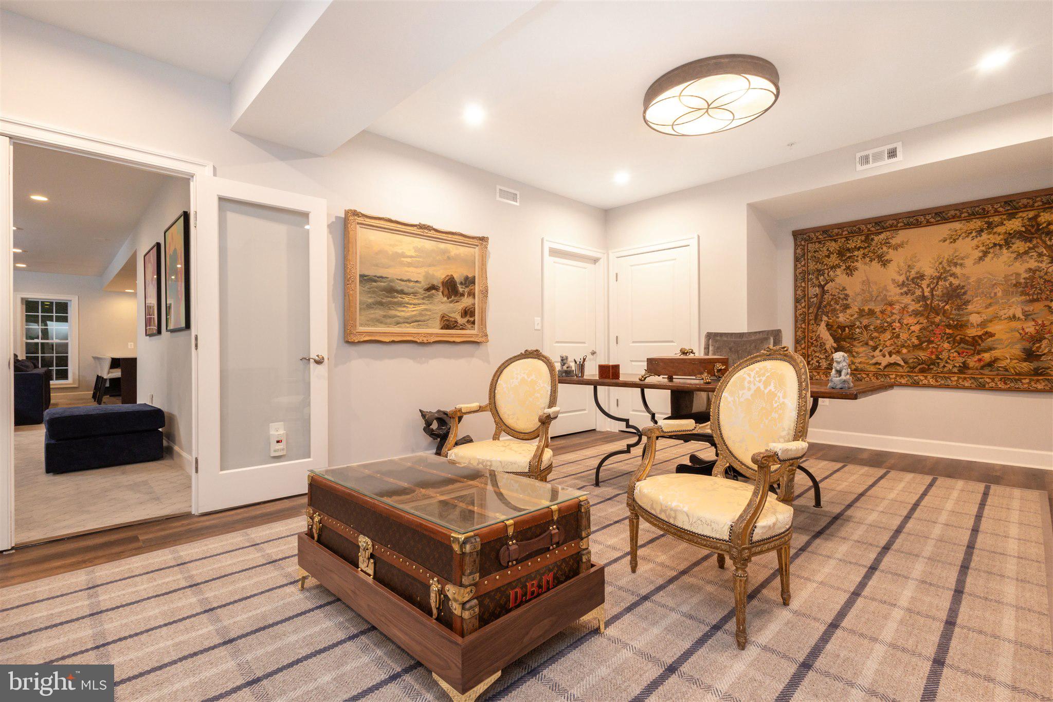 KENWOOD PARK - Residential