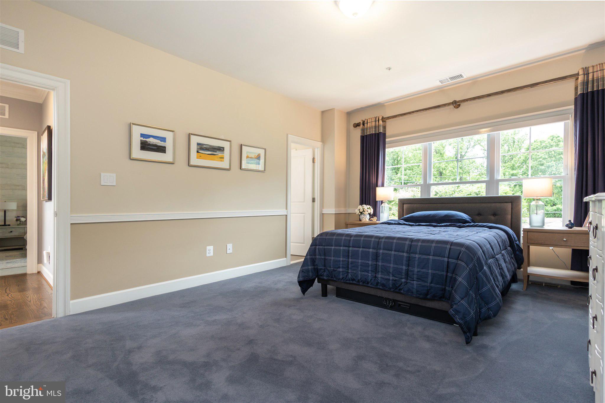 KENWOOD PARK - Residential