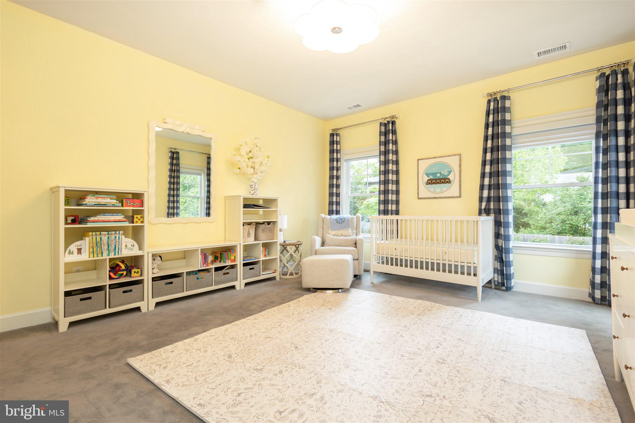 KENWOOD PARK - Residential