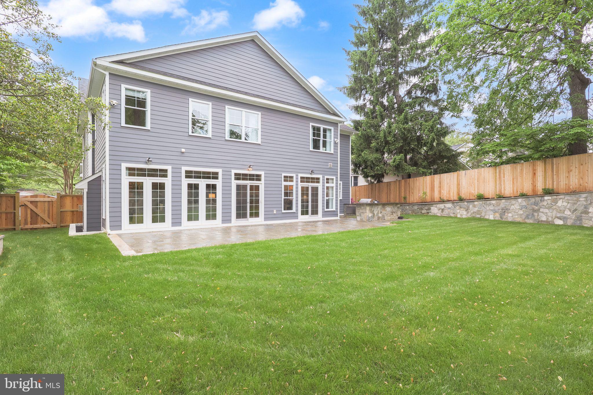 KENWOOD PARK - Residential