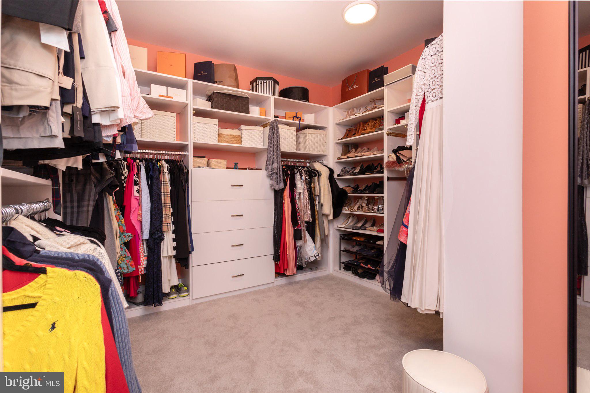 KENWOOD PARK - Residential