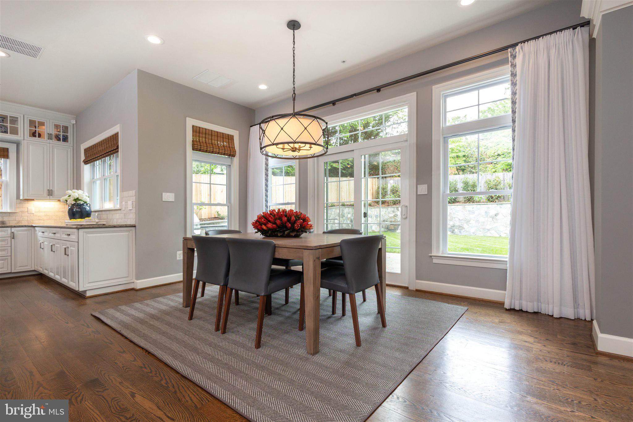 KENWOOD PARK - Residential