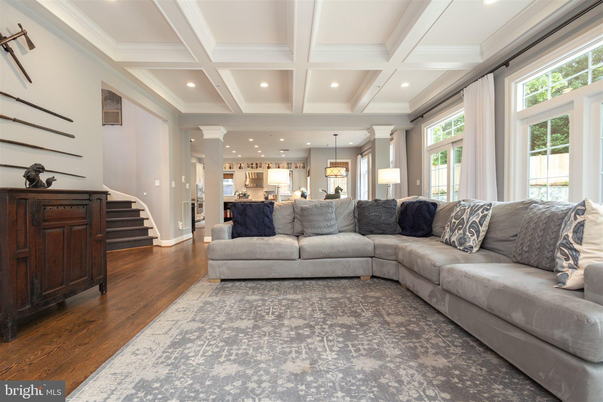 KENWOOD PARK - Residential