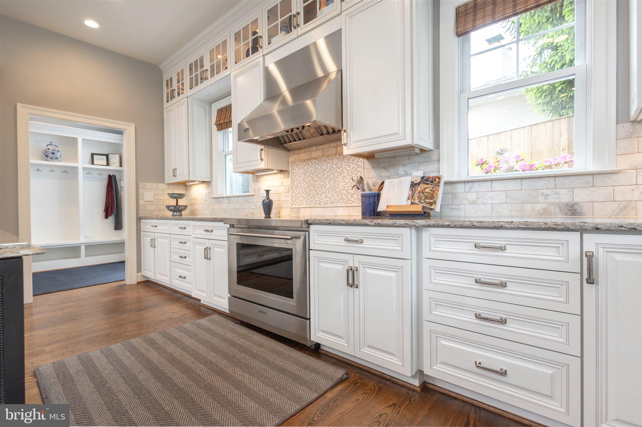 KENWOOD PARK - Residential