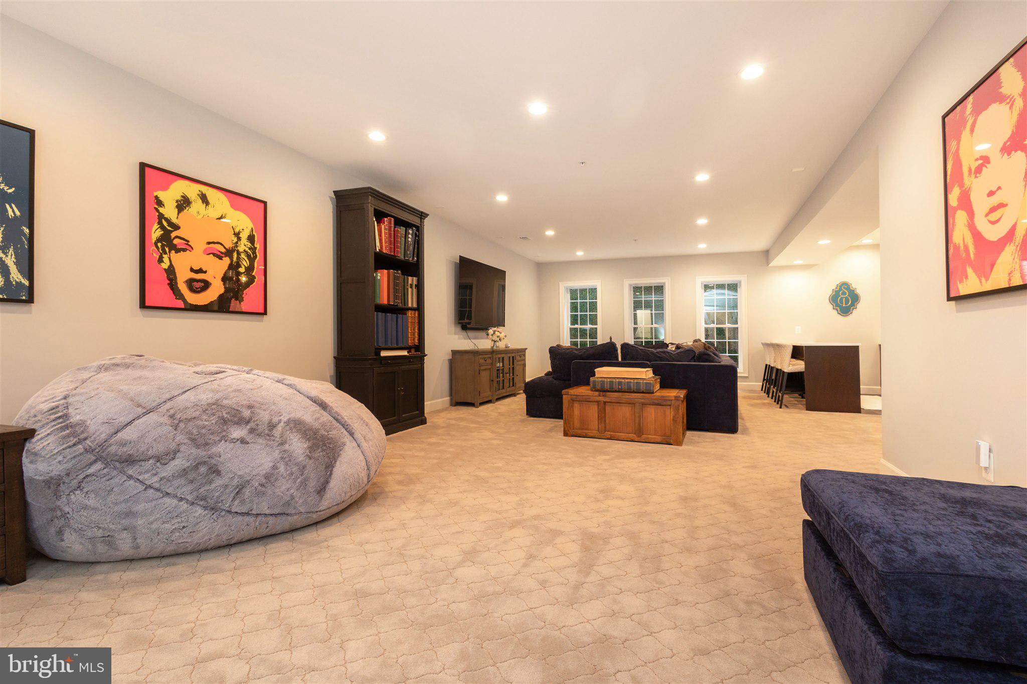 KENWOOD PARK - Residential