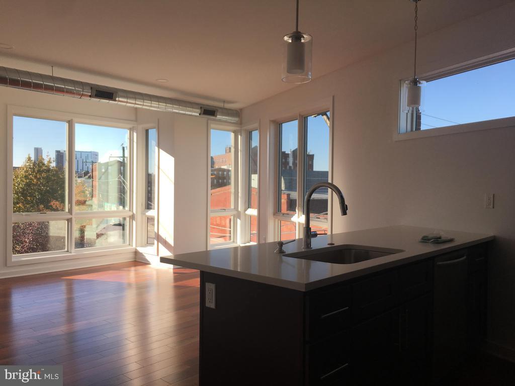 OLDE KENSINGTON - Residential Lease