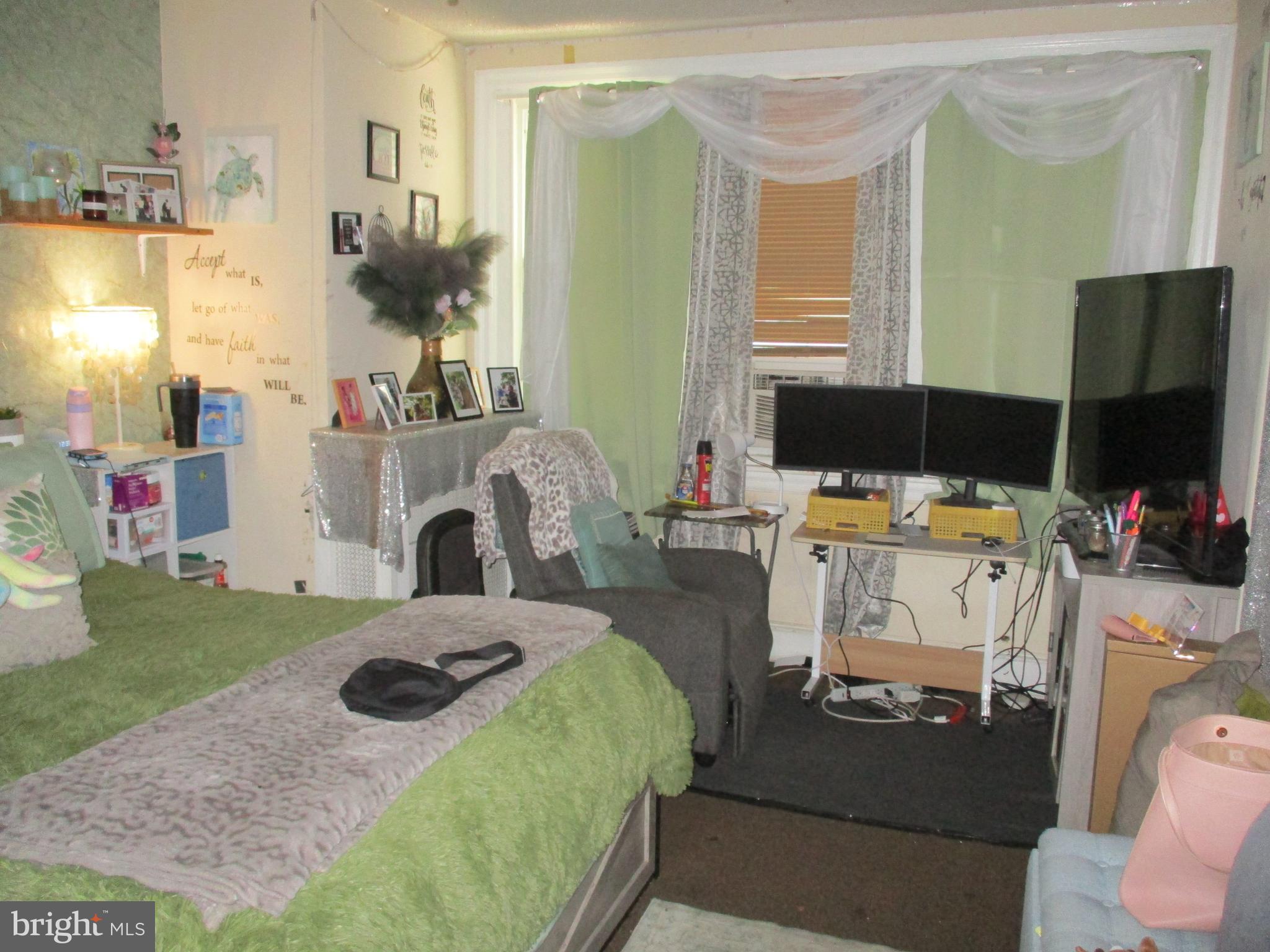 FRANKFORD - Residential