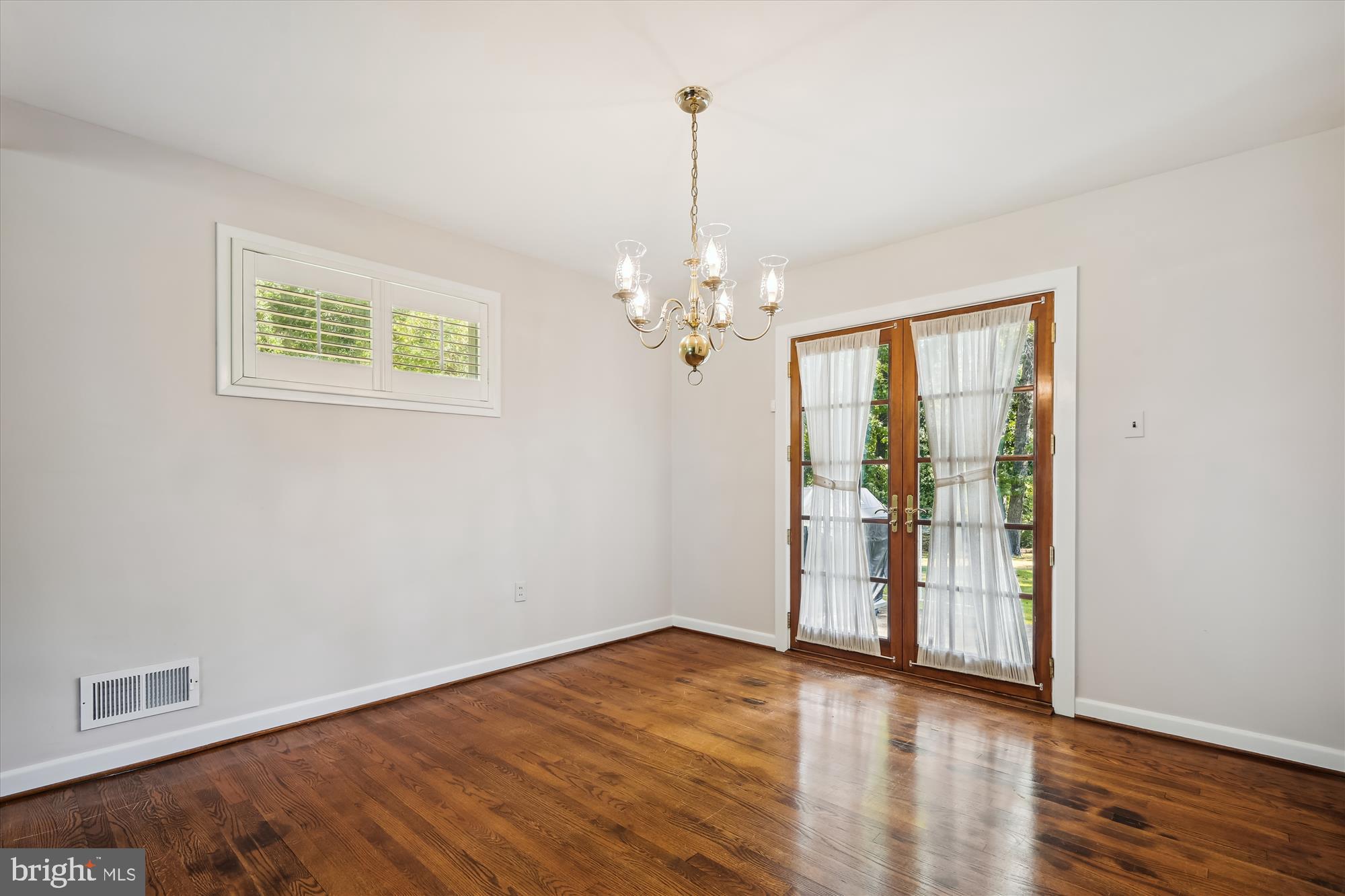 NORTH SHORE - Residential