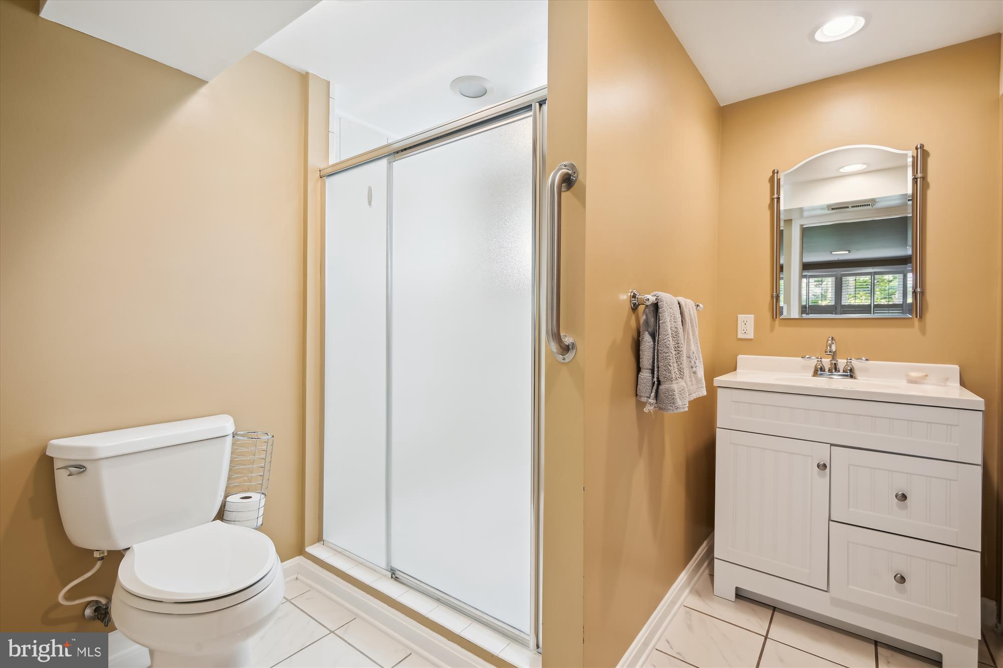 NORTH SHORE - Residential