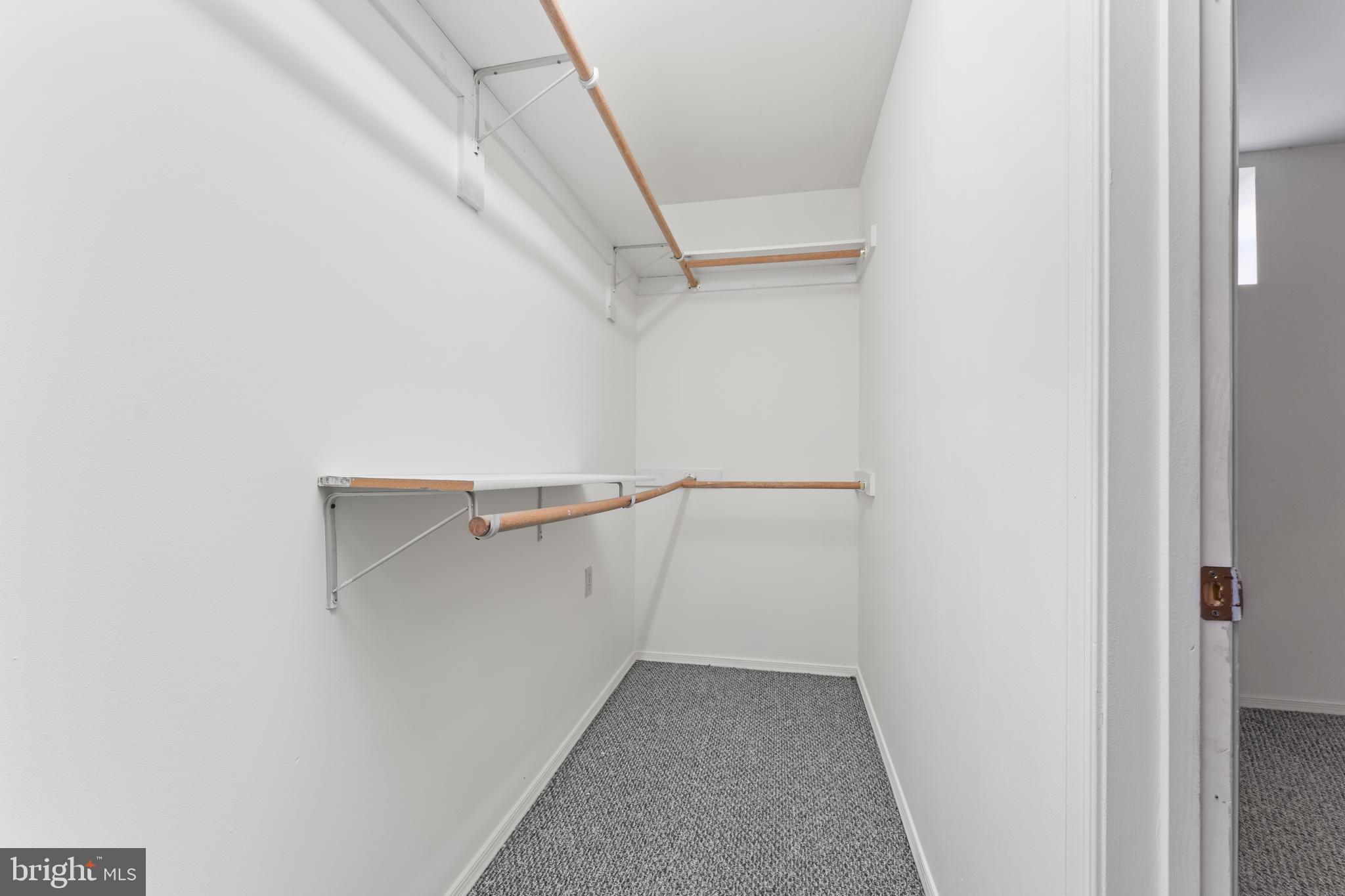 ASHLEIGH PARK SOUTH - Residential