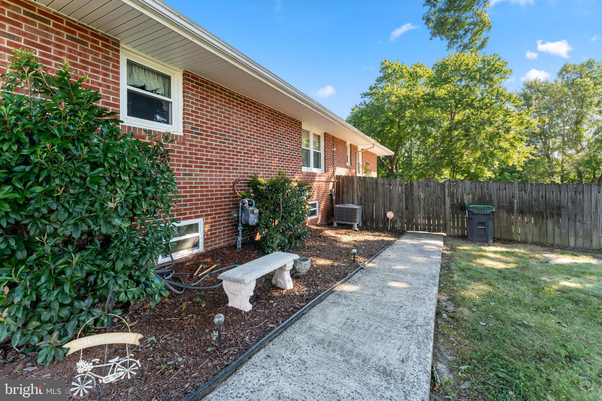 ASHLEIGH PARK SOUTH - Residential