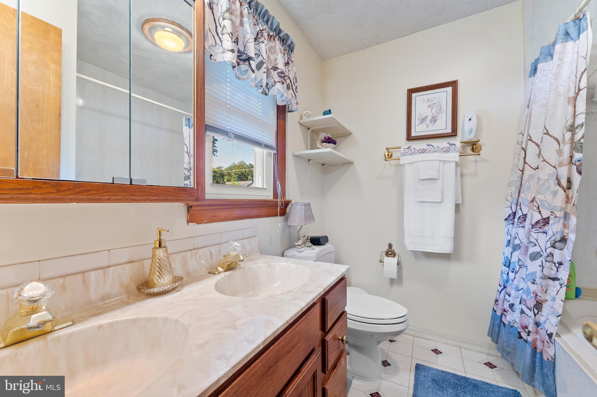 ASHLEIGH PARK SOUTH - Residential