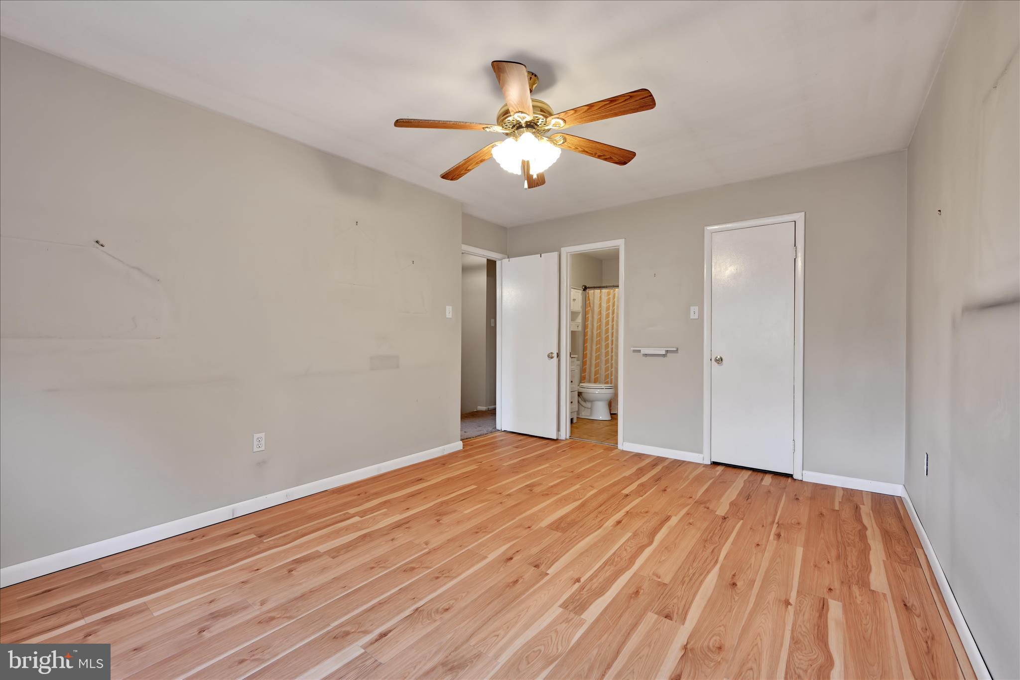 PINEBROOK - Residential