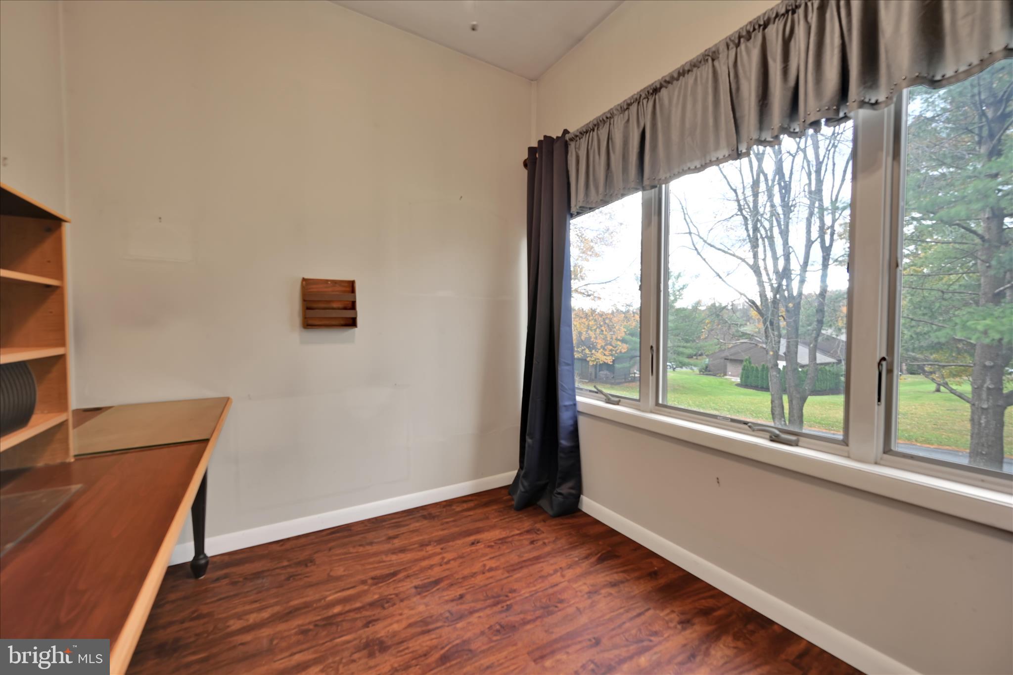 PINEBROOK - Residential