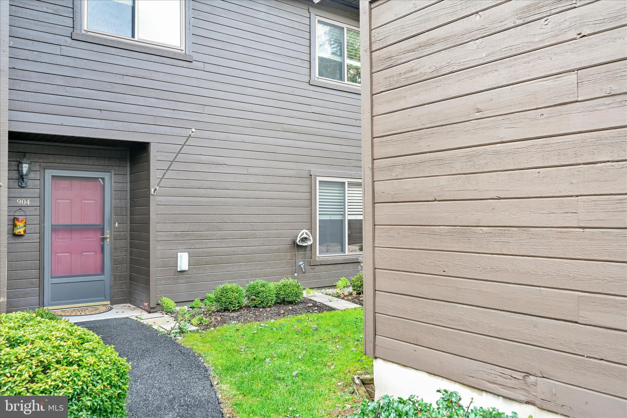 Orwigsburg, Pennsylvania 17961, United States, 2 Bedrooms Bedrooms, ,3 BathroomsBathrooms,Residential,Active,237664