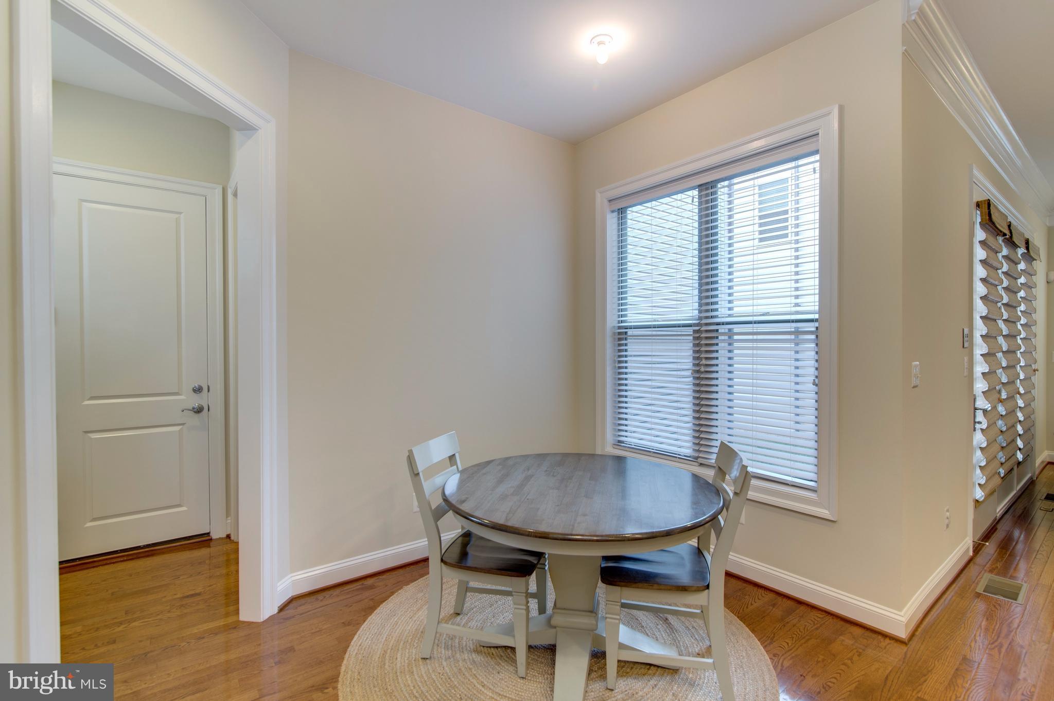 ONE LOUDOUN LAND BAY B - Residential